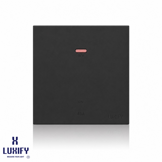 مفتاح مكيف 45 أمبير 7×7 سليم أسود LUXIFY