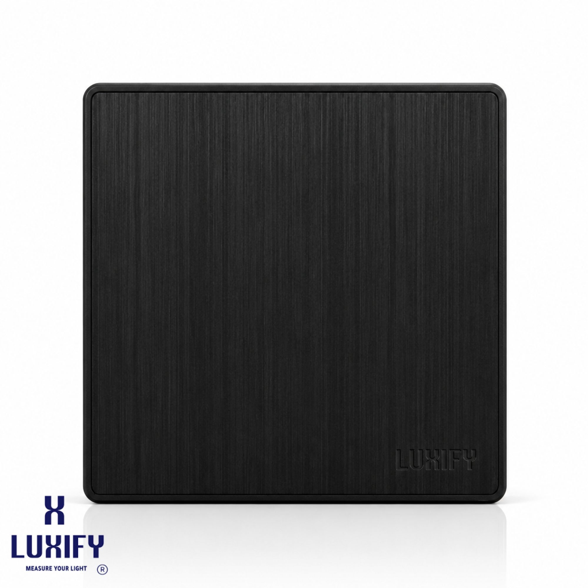 تسكيرة 7×7 أسود LUXIFY