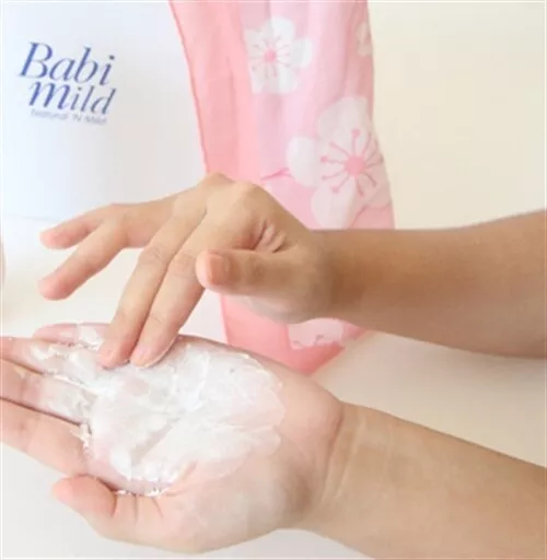  BABI MILD بودرة اطفال معطره سويتي بينك 