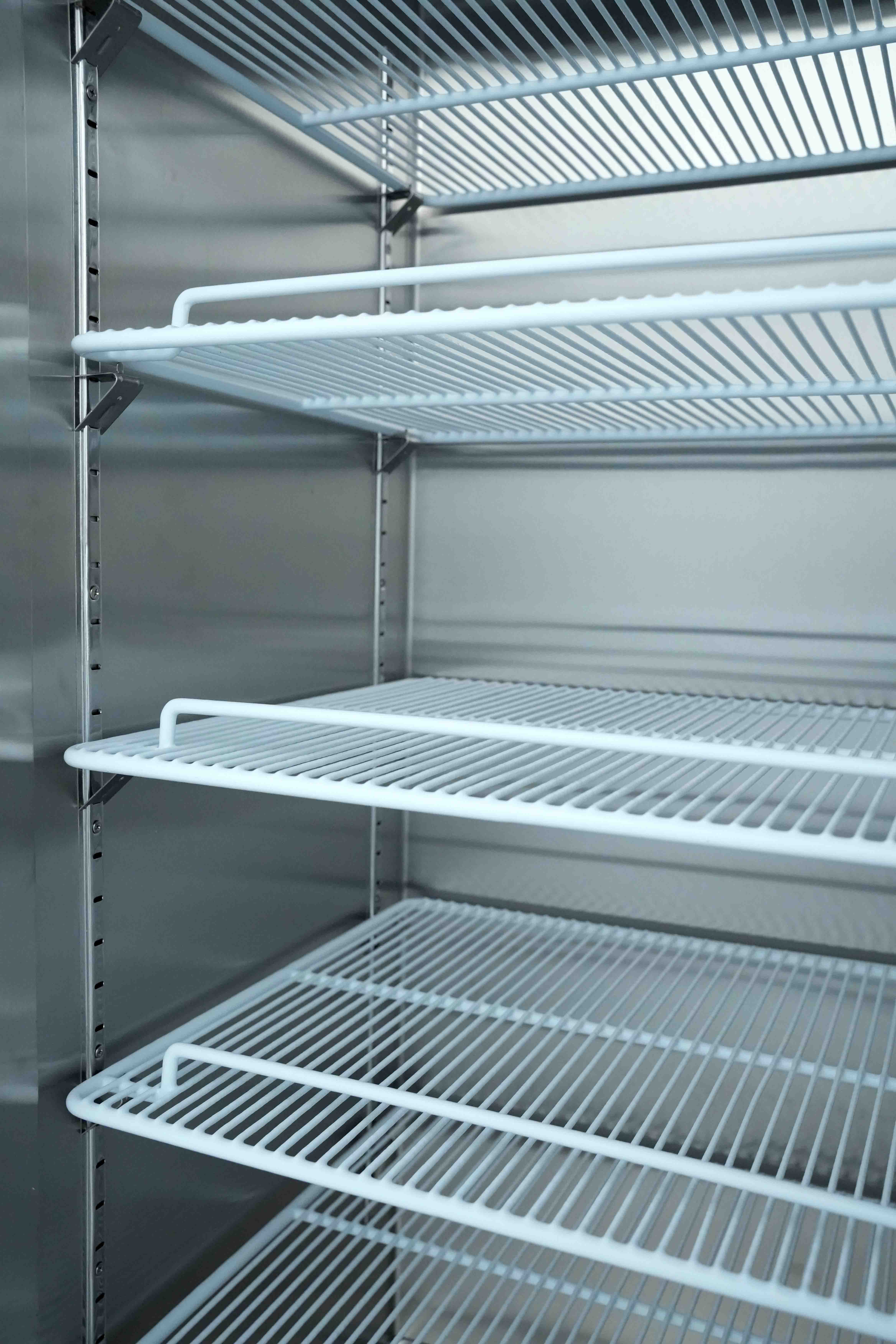   ثلاجة عرض سعة 350 لتر MCF 8725 من ونتر  