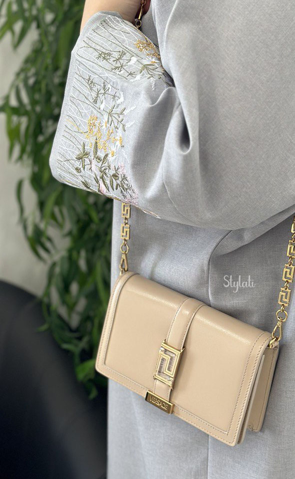  محفظة جلد بسلسلة ماركة فيرزاتشي 