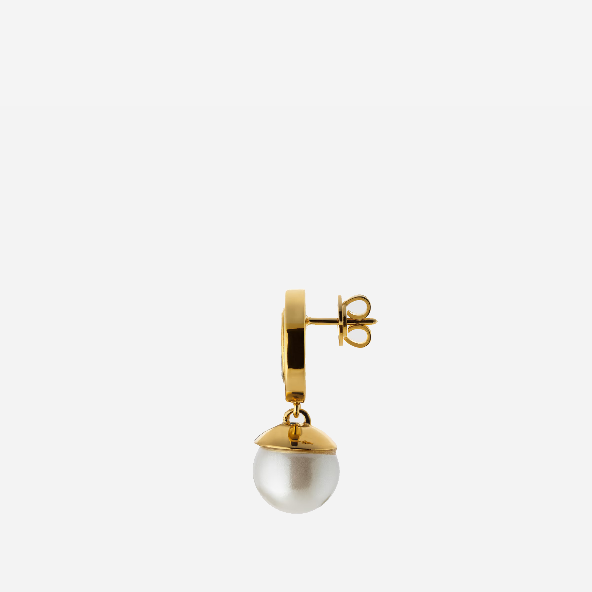  Gucci Blondie pearl drop earrings Metal with yellow gold-toned finish  