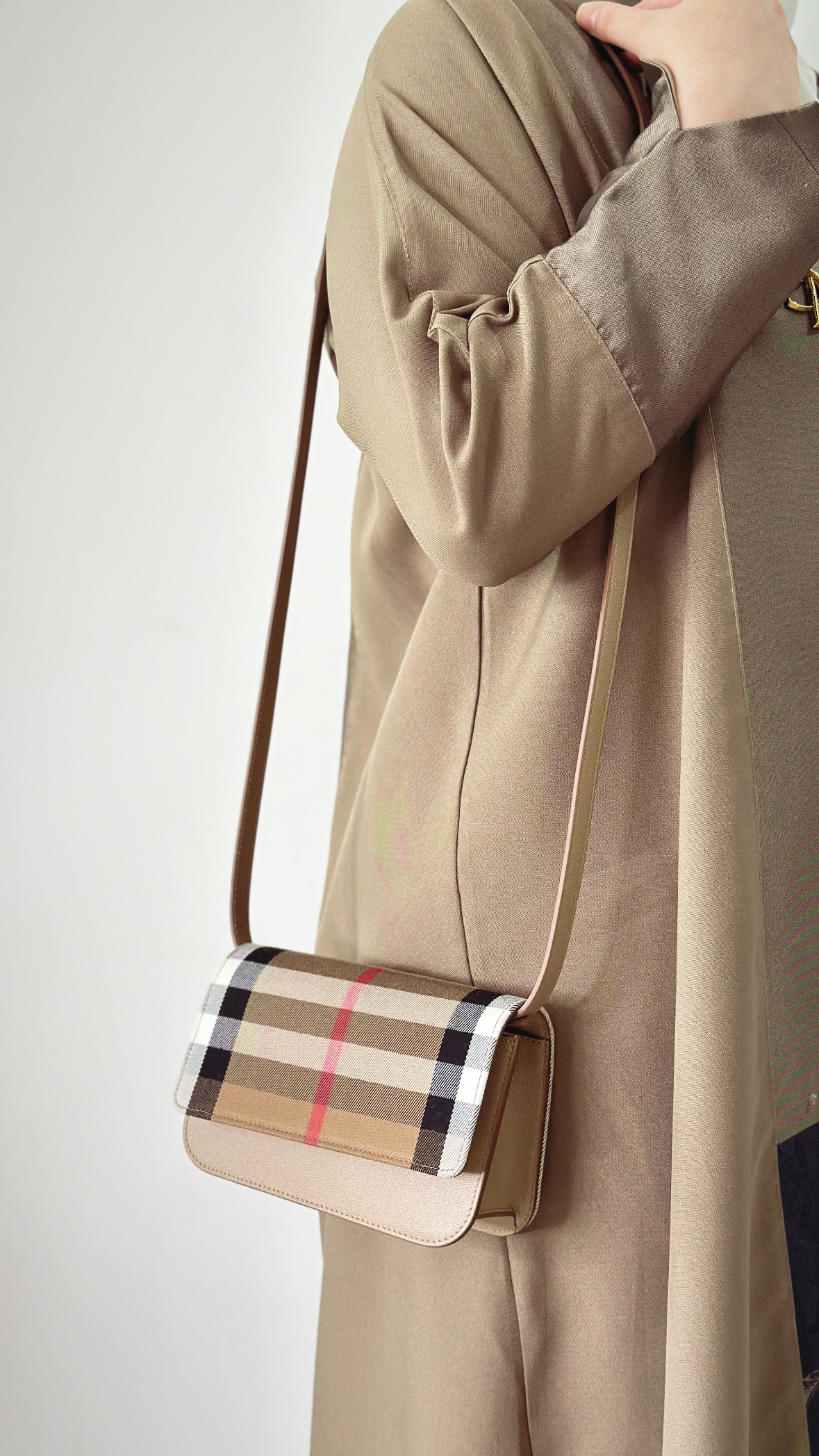  Burberry Check Canvas & Leather Shoulder Bag Women's Beige 