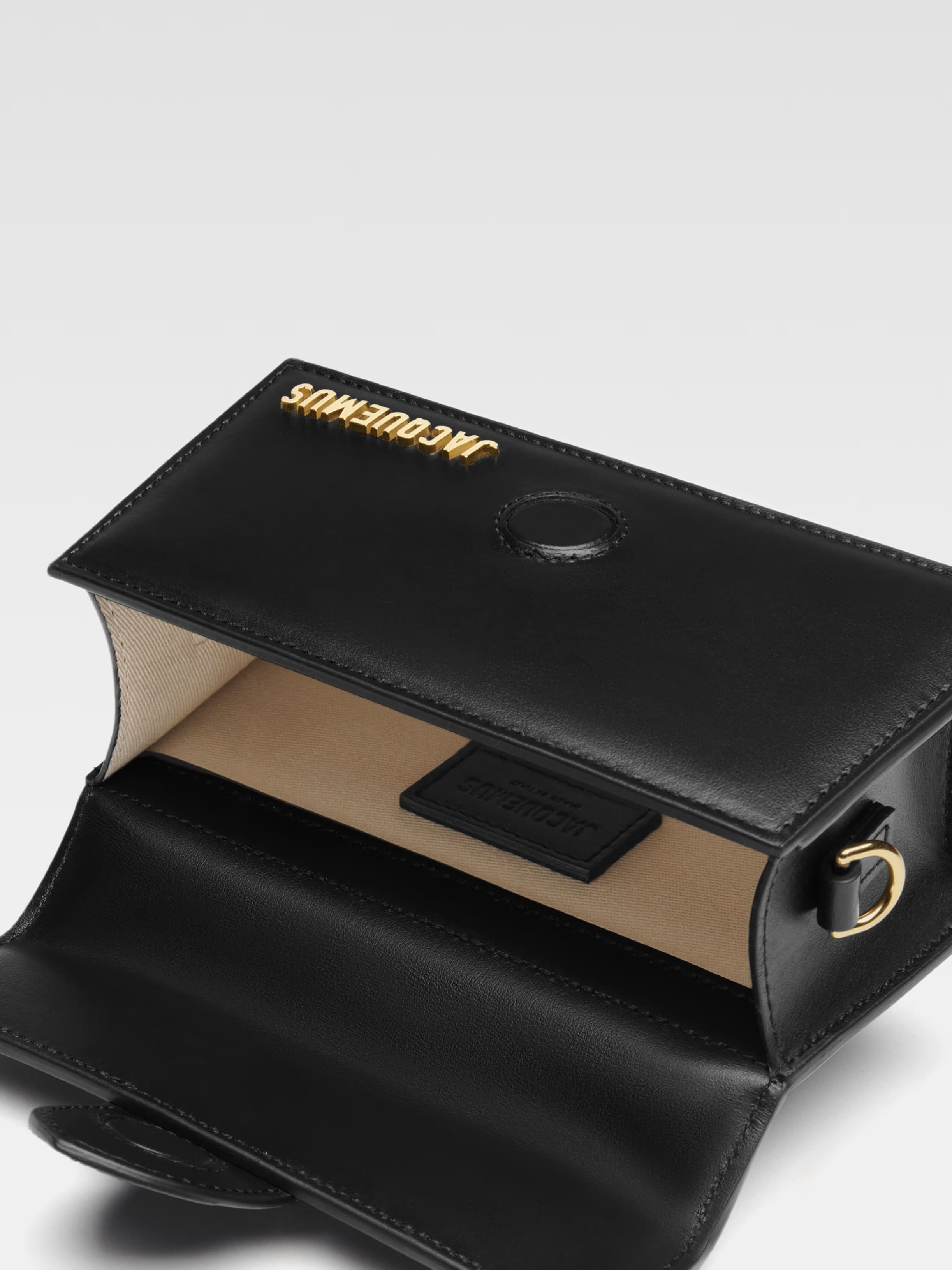 Jacquemus Le Bambino Handbag (Pre-Order Within 14 Days) 