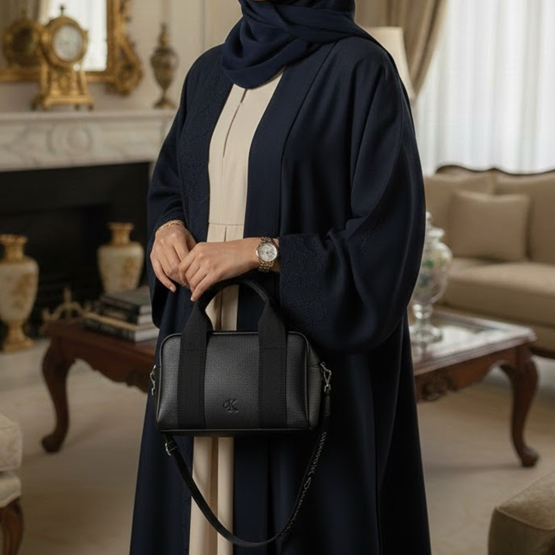  حقيبة كروس بودي ألترا لايت باريل ماركة كالفن كلاين 