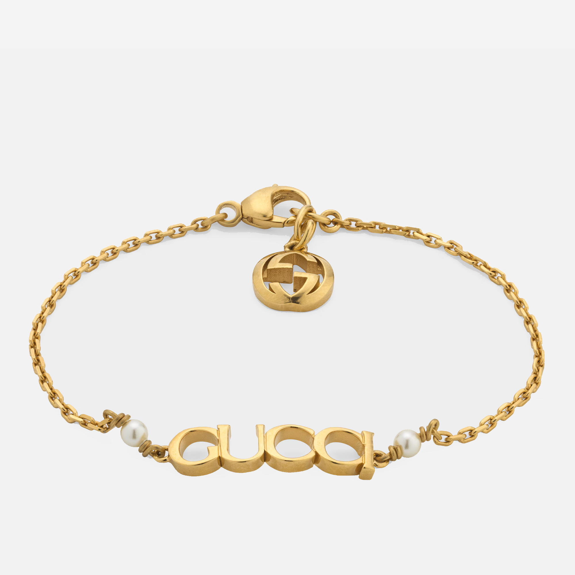  سوار بحروف 'GUCCI' باللون الذهبي ماركة غوتشي (طلب مسبق 14 يوم) 