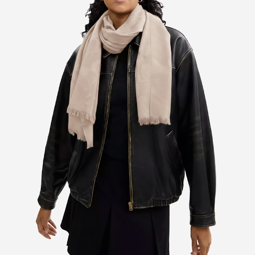  Coach Signature Wrap 