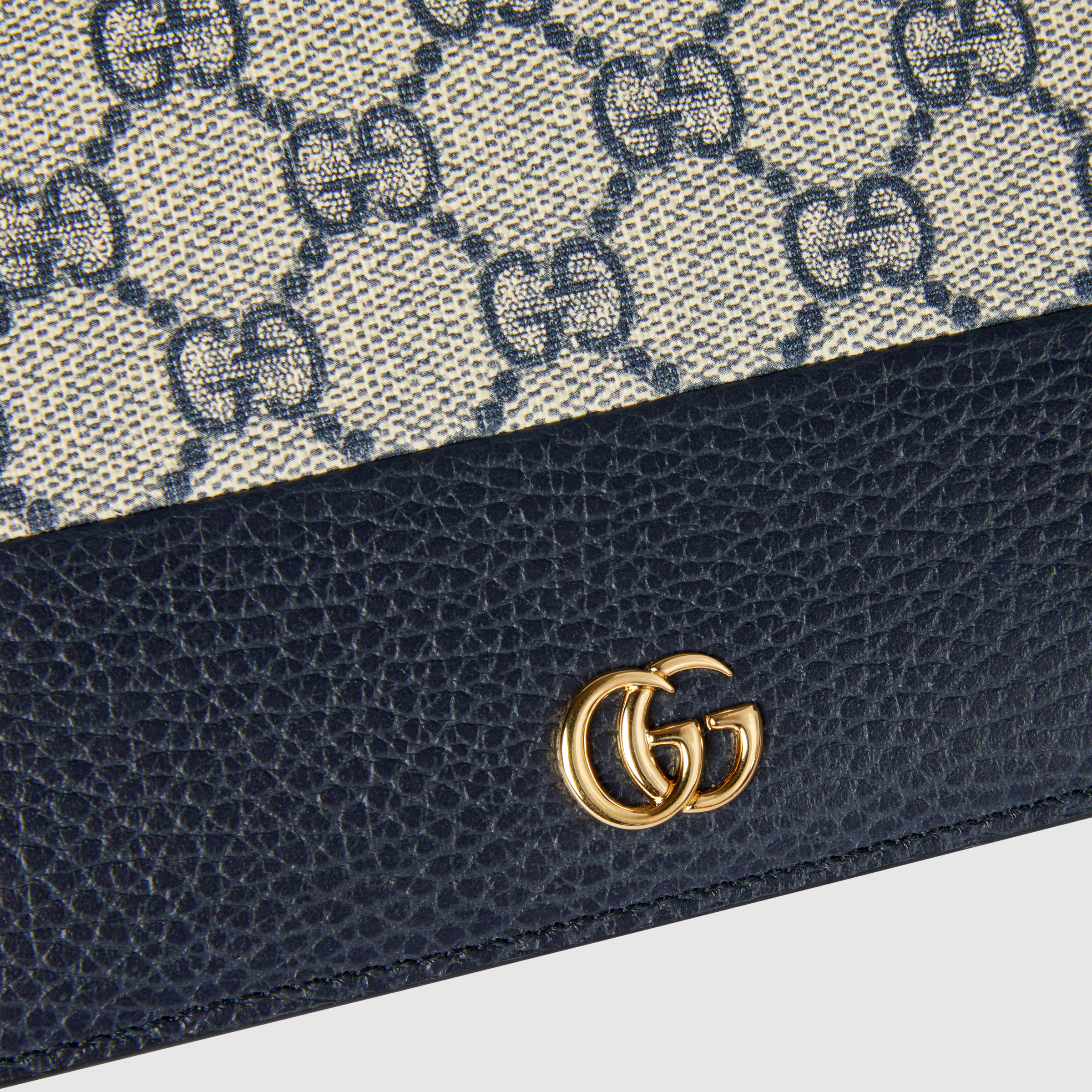 Gucci GG Marmont bi-color mini chain bag 