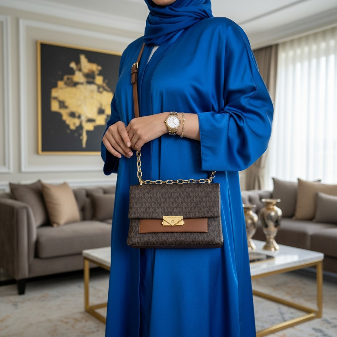  حقيبة كتف سيسي مونوغرام ماركة مايكل كورس 