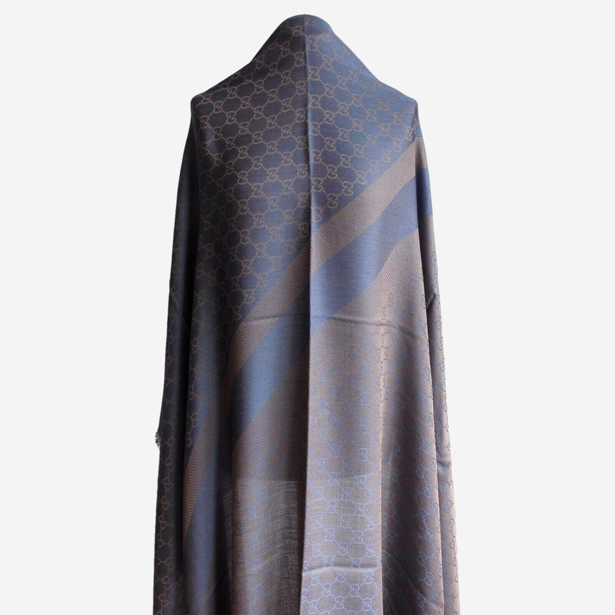  وشاح مربع ربيعي ماركة غوتشي 