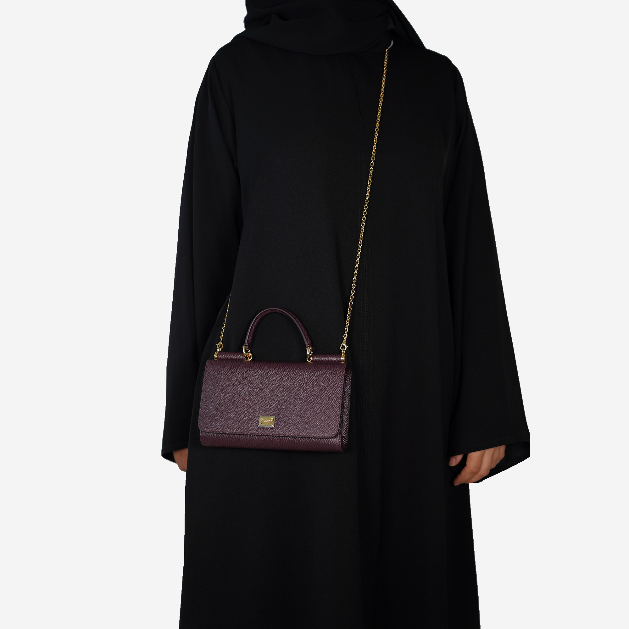  محفظة هاتف بسلسلة ماركة دولتشي اند غابانا 