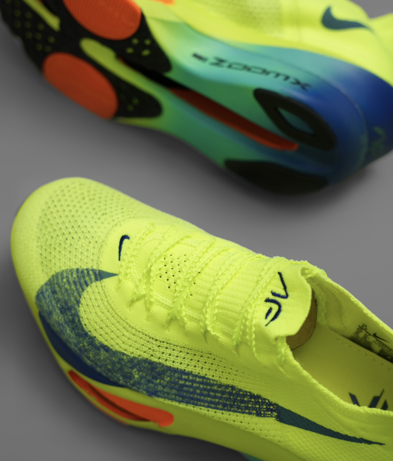  NIKE RUNNING 
