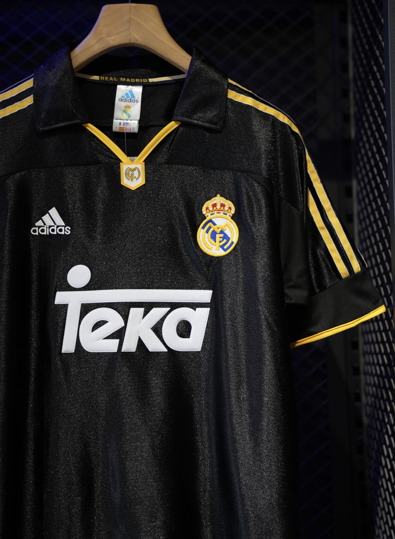  ريال مدريد-كلاسيك 2000/1999 