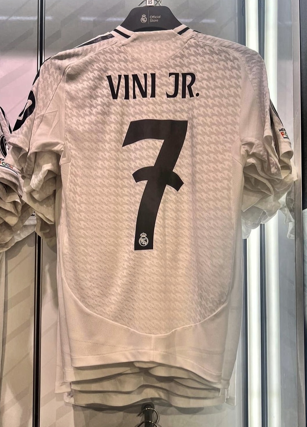  7 .VINI JR / ريال مدريد الأساسي 24-25 