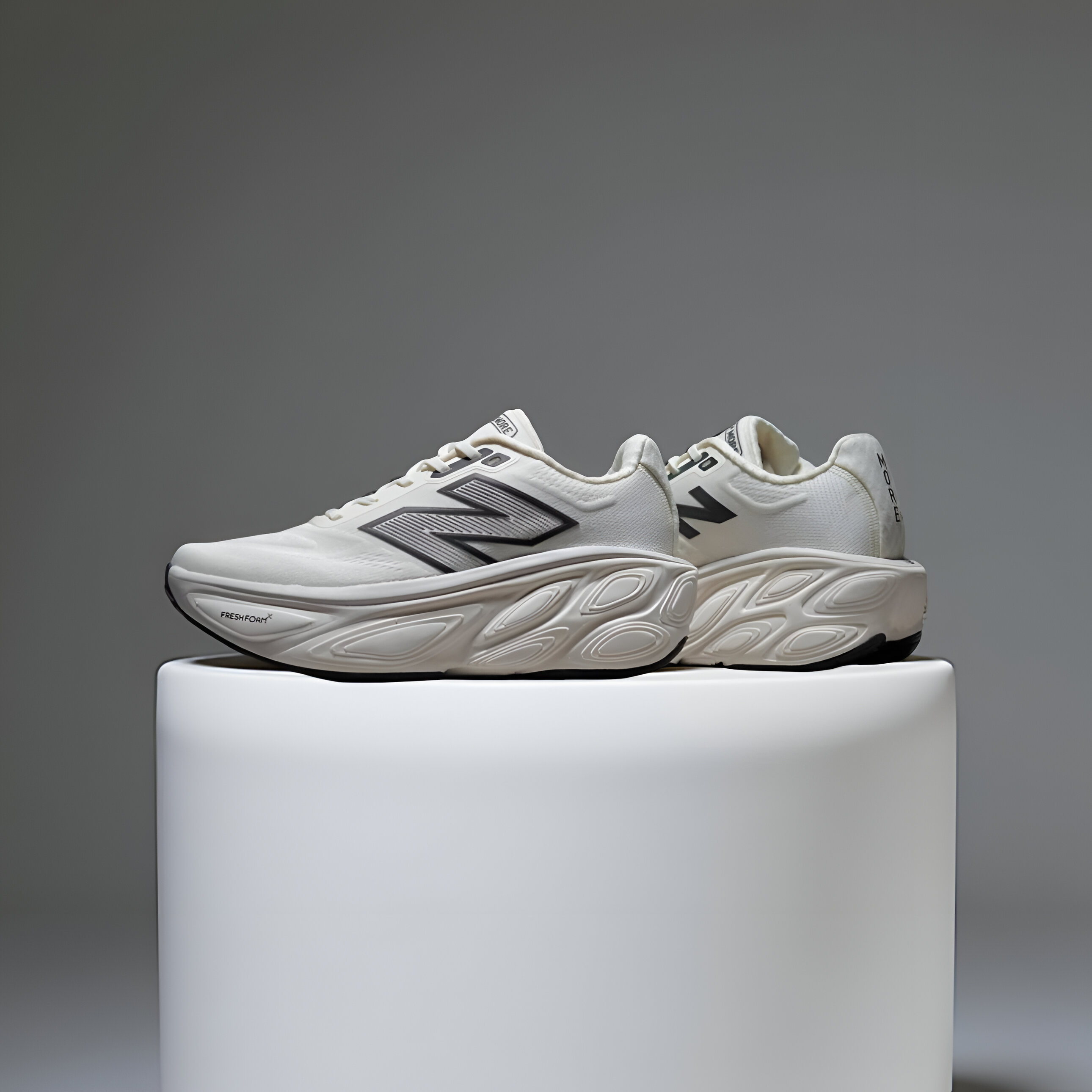  NEW BALANCE-خاص بالجري 
