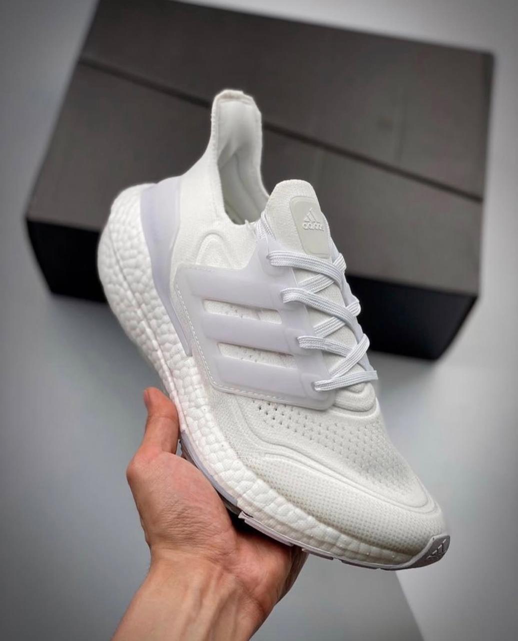  Adidas  Ultra Boost new✅ 