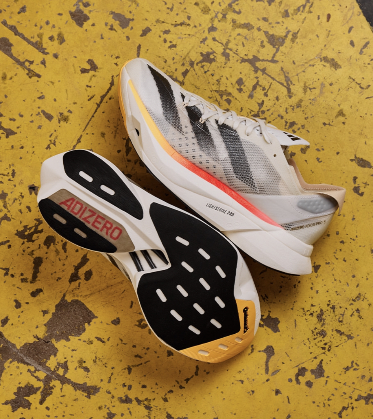   ADIDAS ADIZERO/ خاص بالجري 