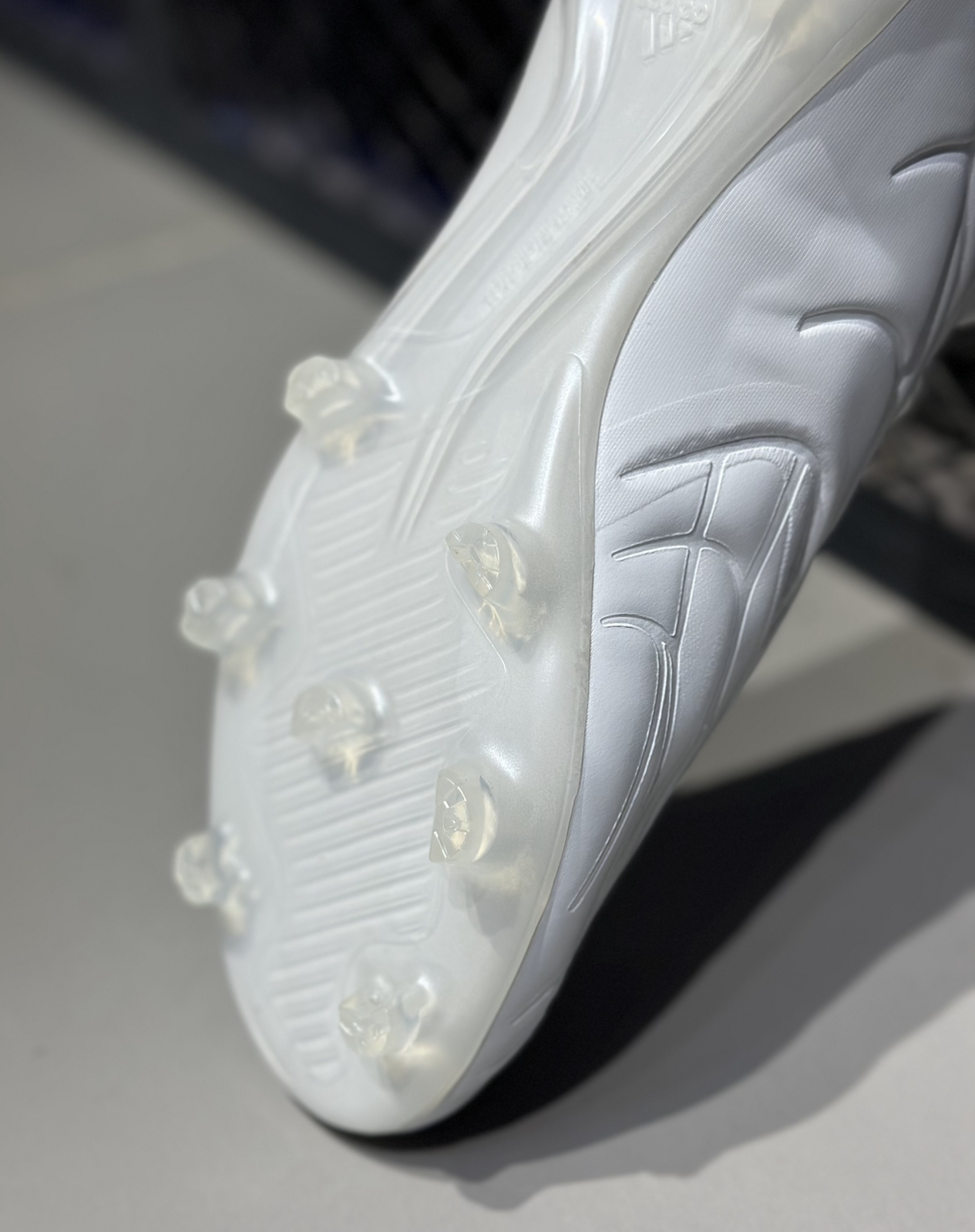  adidas copa/ خاص بالعشب الطبيعي 