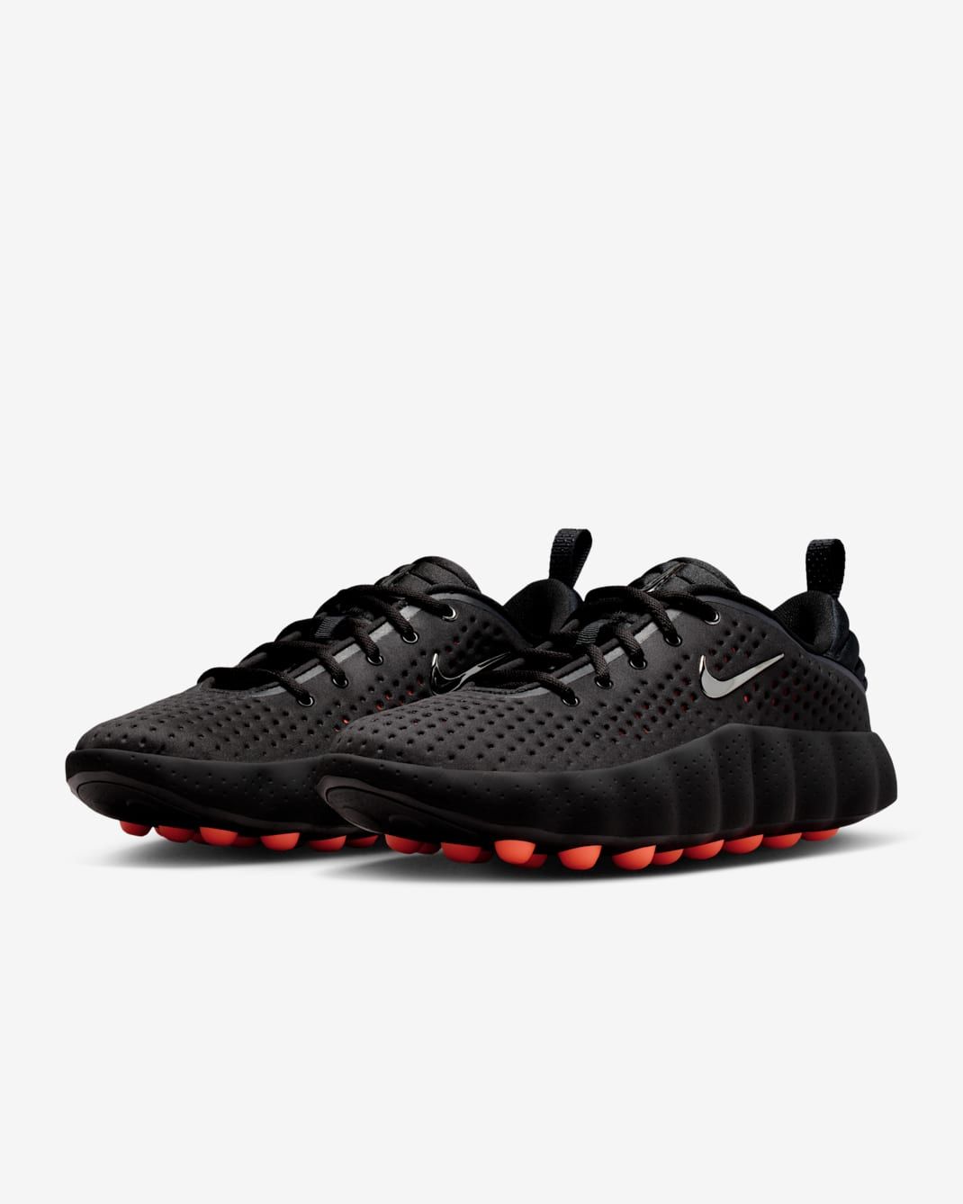  Nike Mind 002