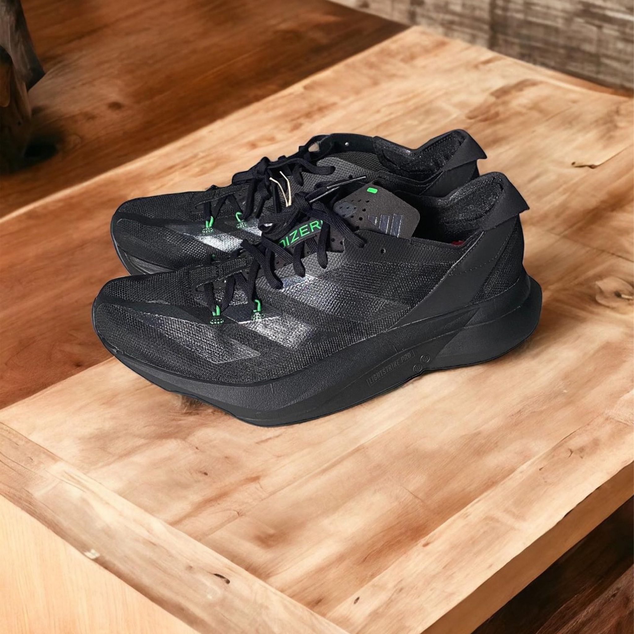  ADIDAS ADIZERO/ خاص بالجري 