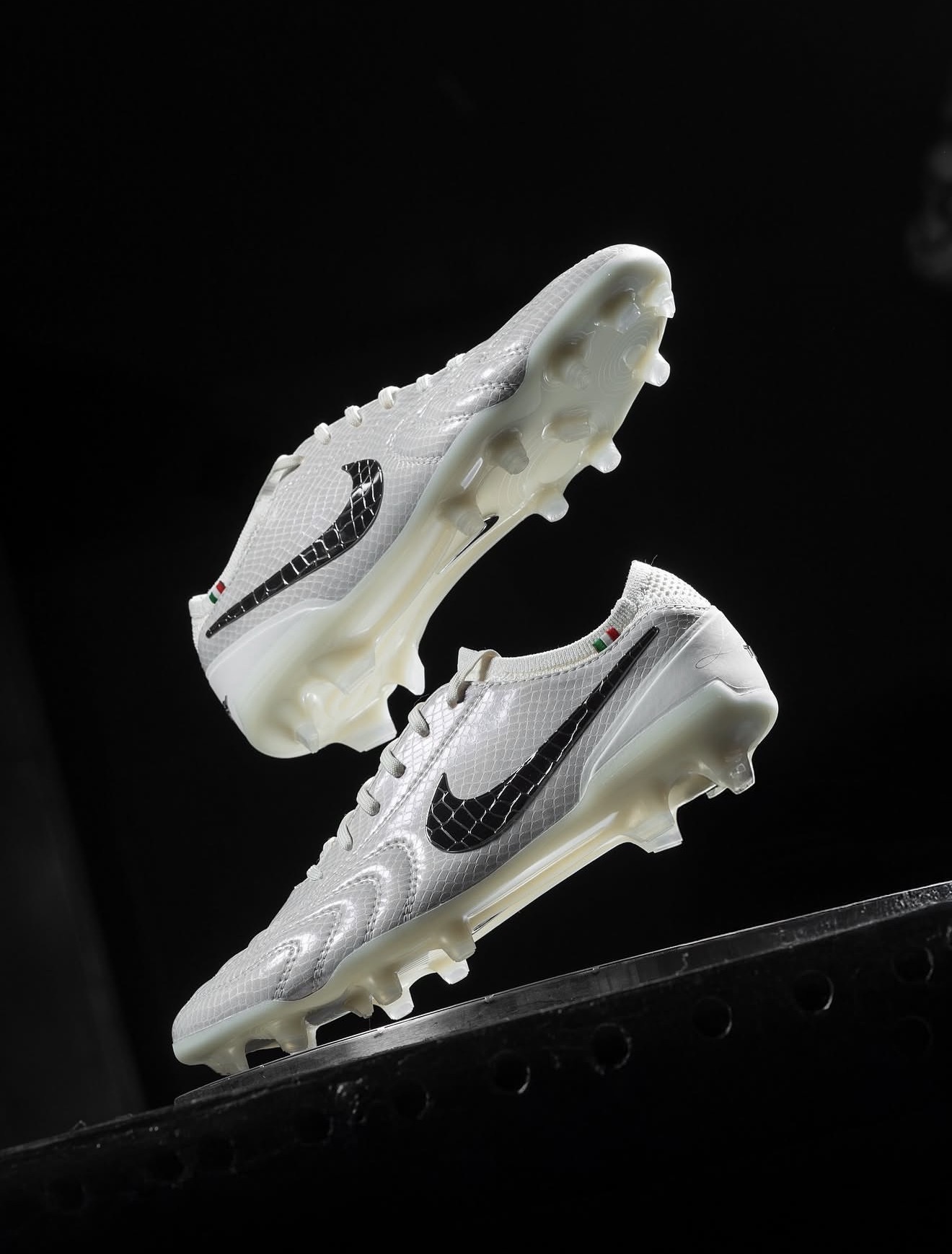  Nike tempo 