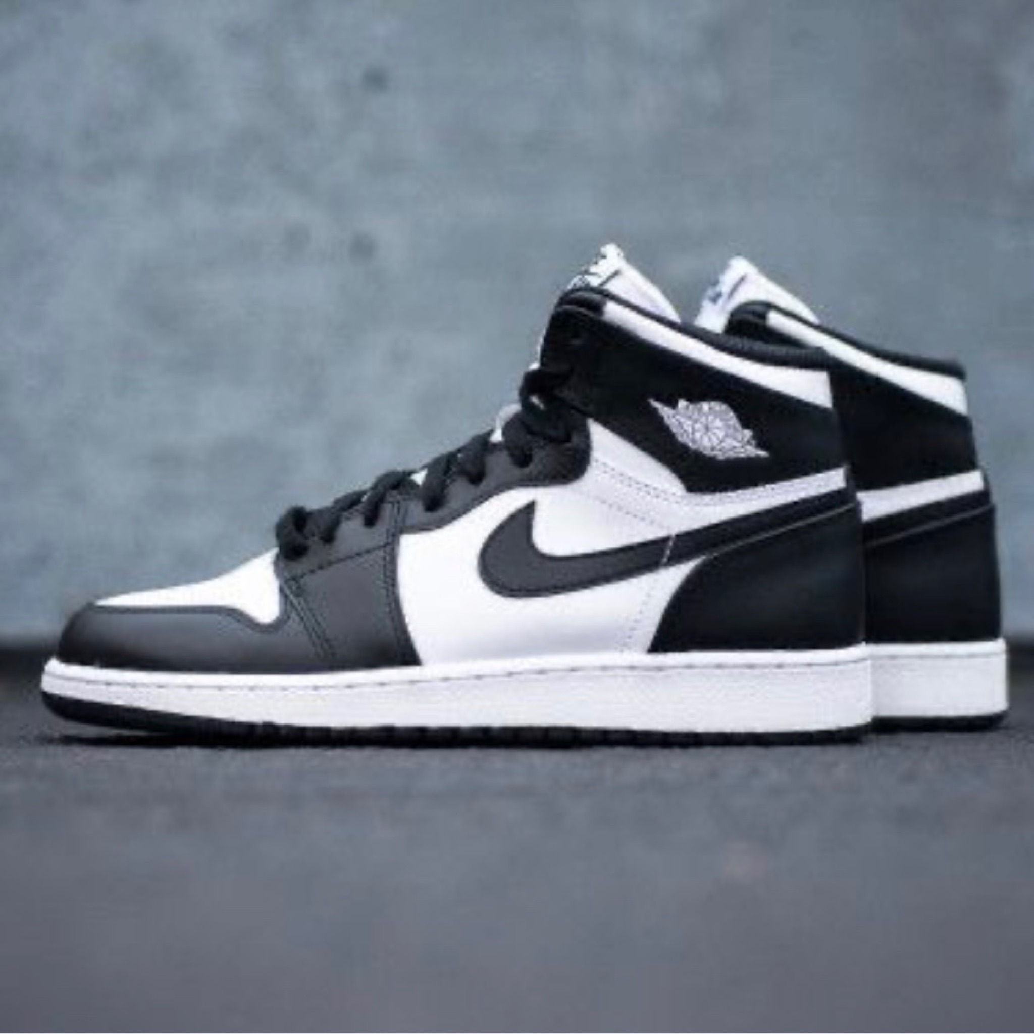  Nike Jordan 
