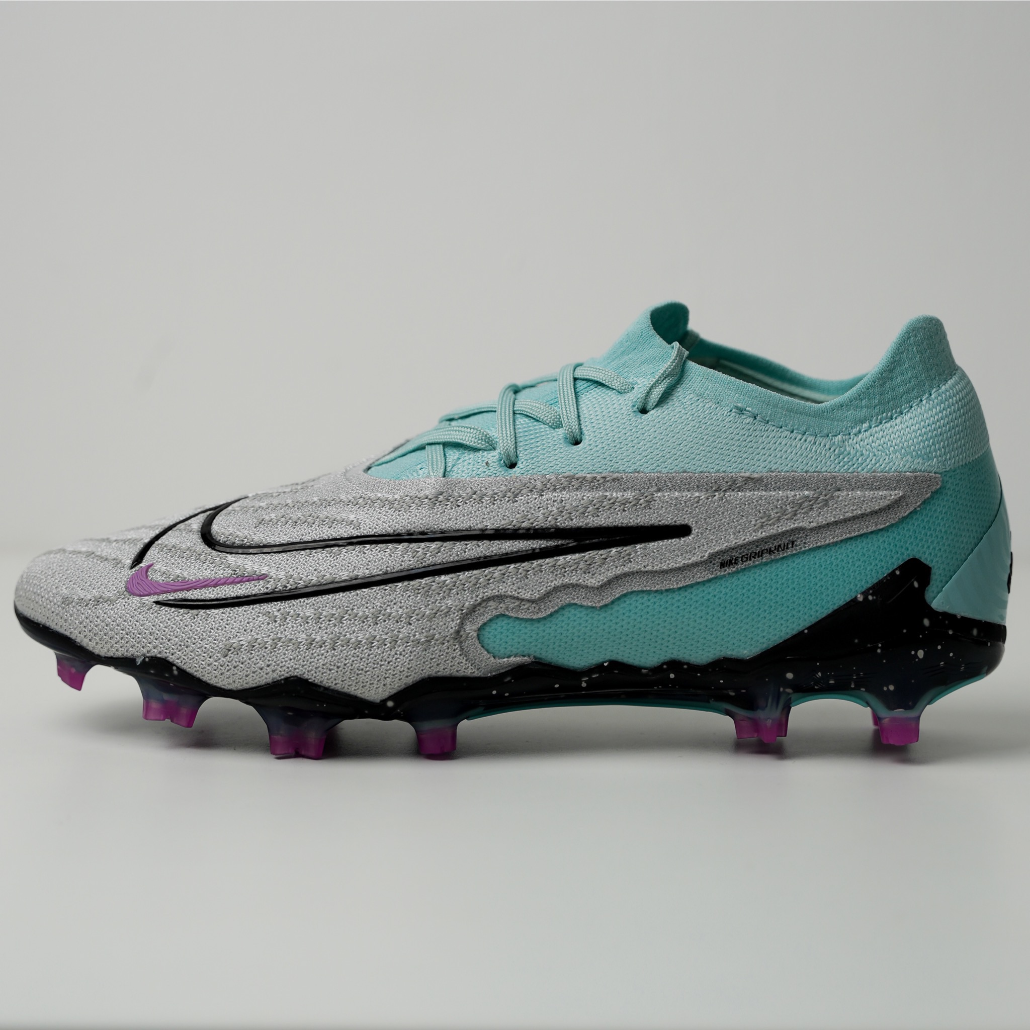  Nike Phantom 