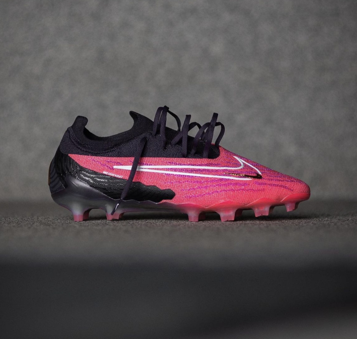  Nike Phantom Gx 