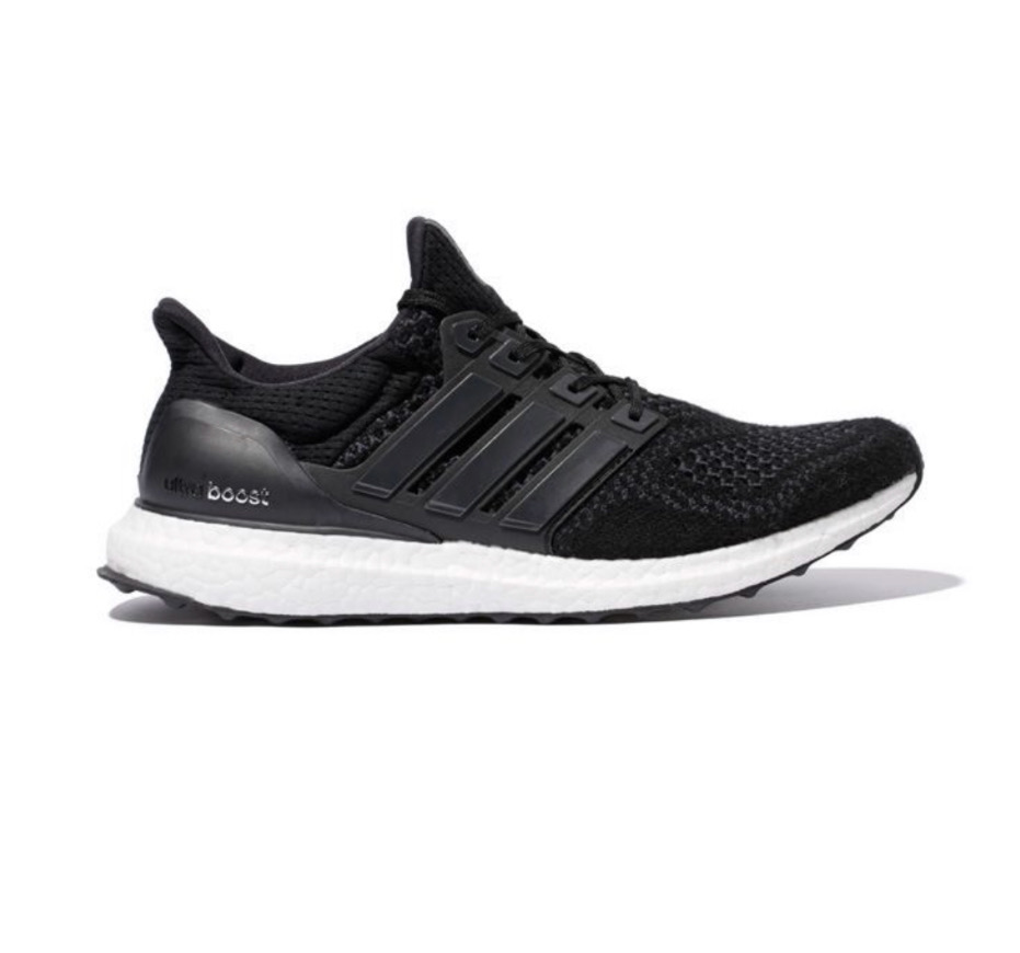  Adidas UltraBoost 