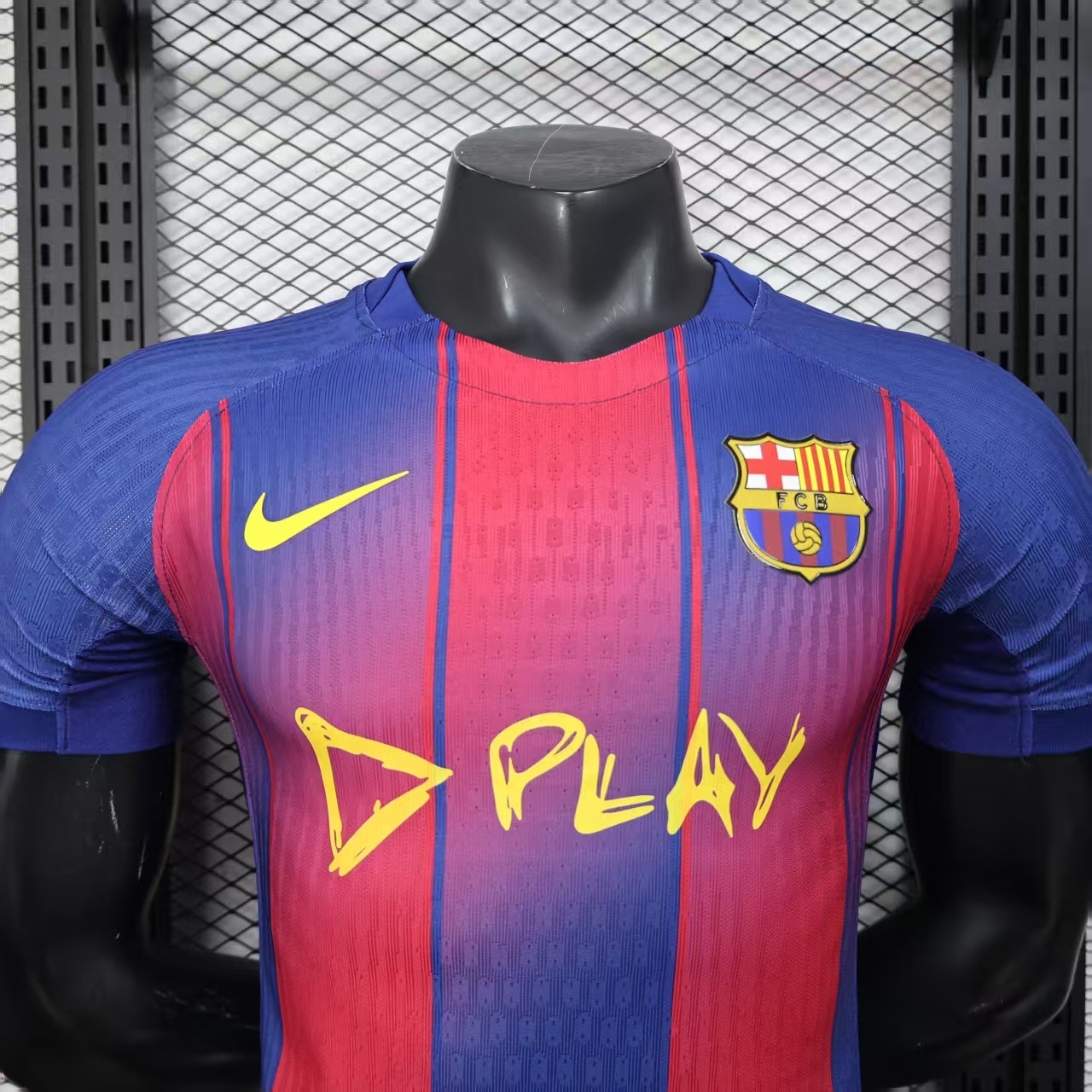  برشلونه قميص الكلاسيكو 