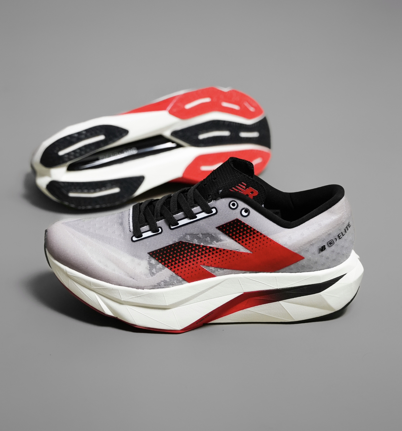  new balance-خاص للجري 