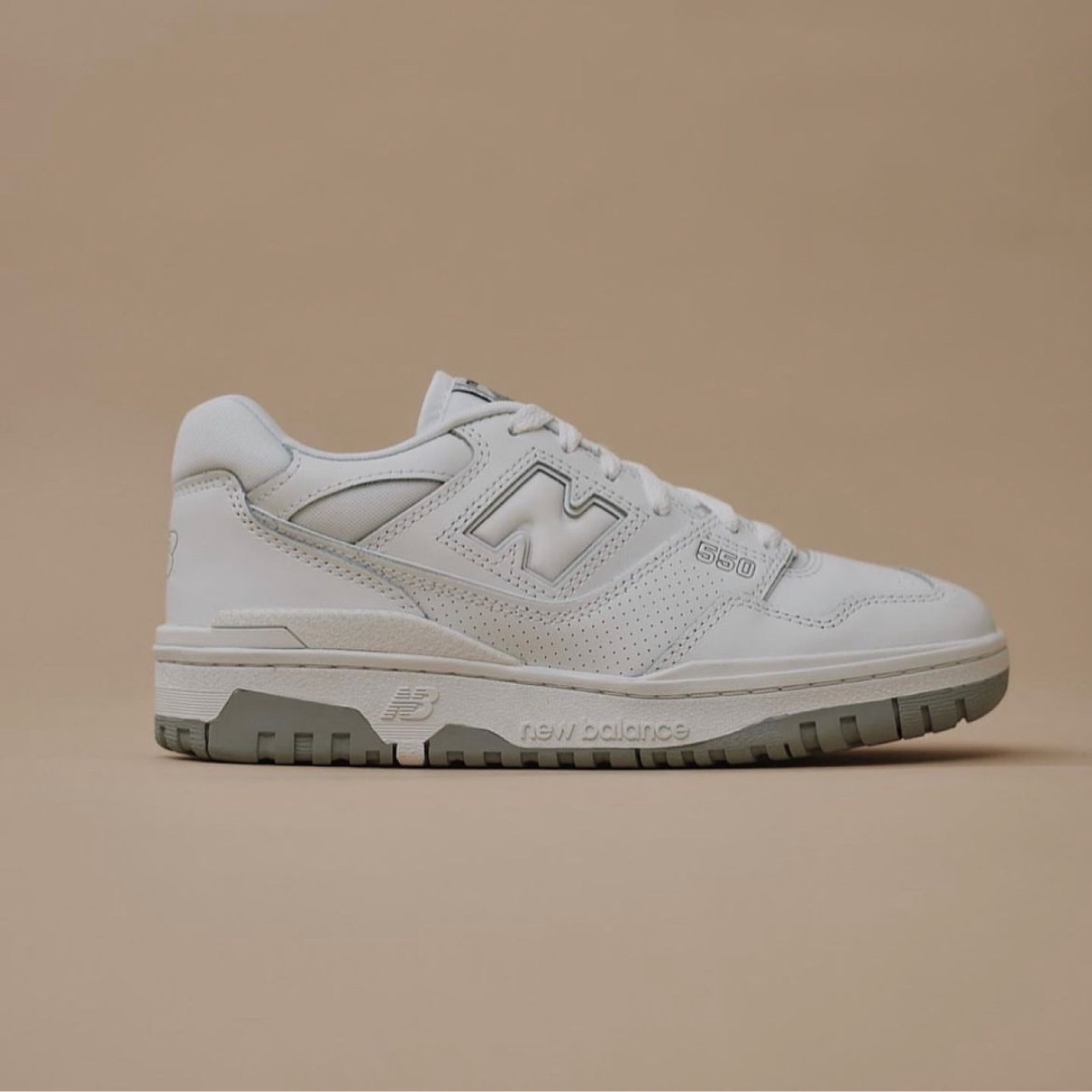   New Balance 550 