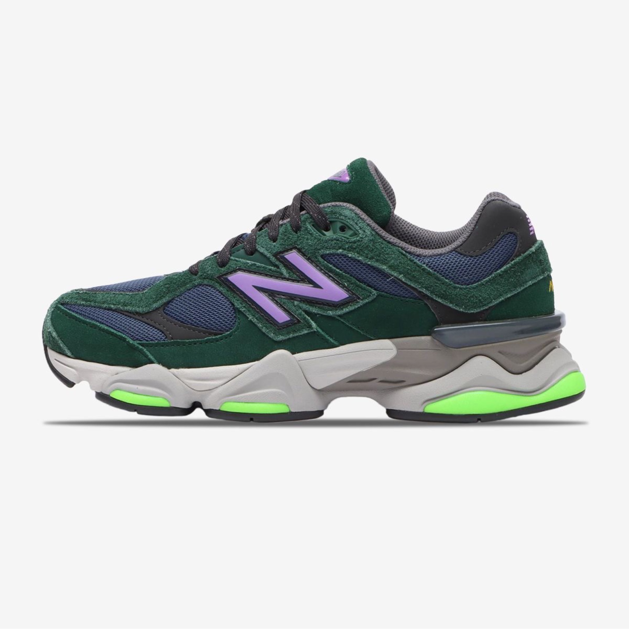   NEW BALANCE 9060 