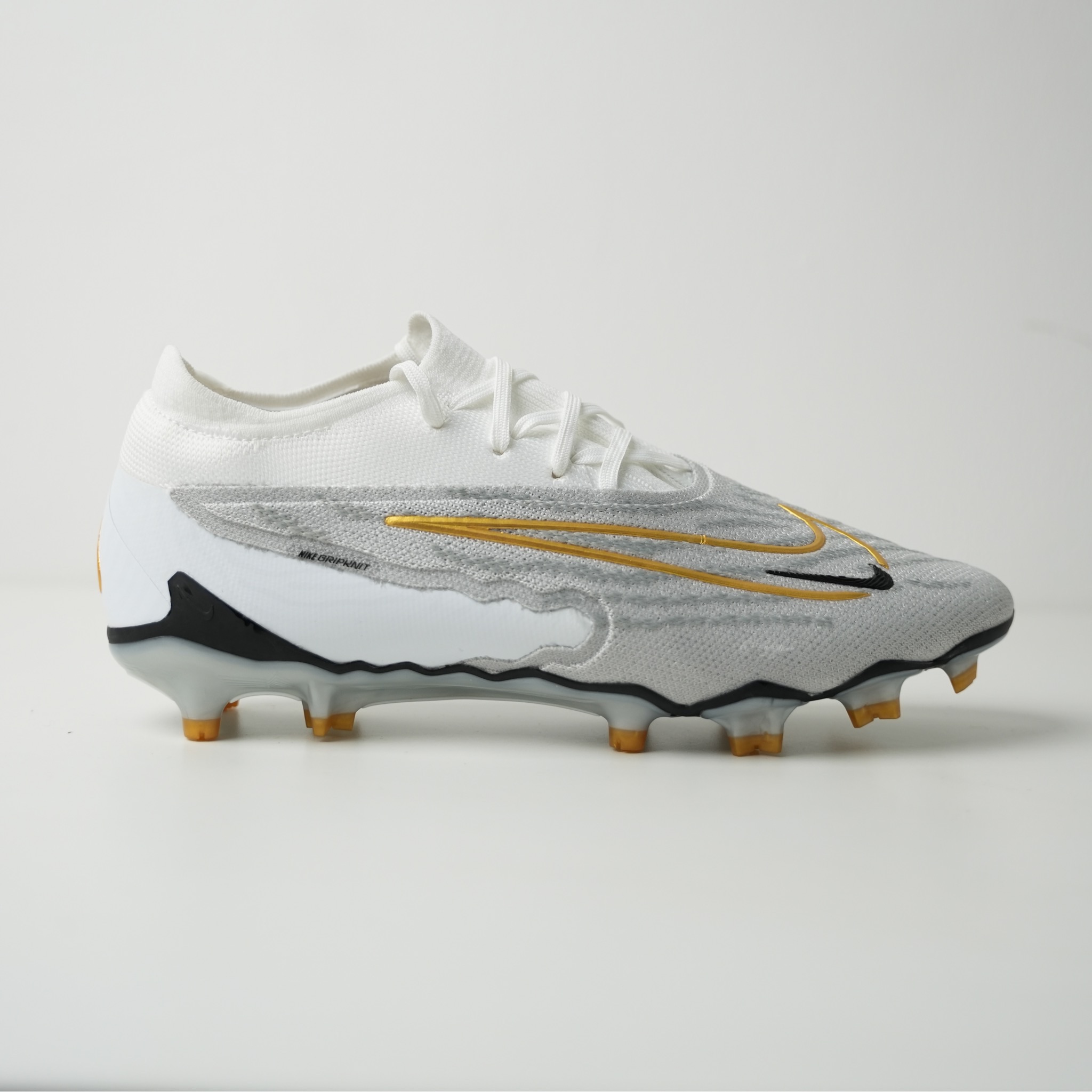  Nike Pantom 