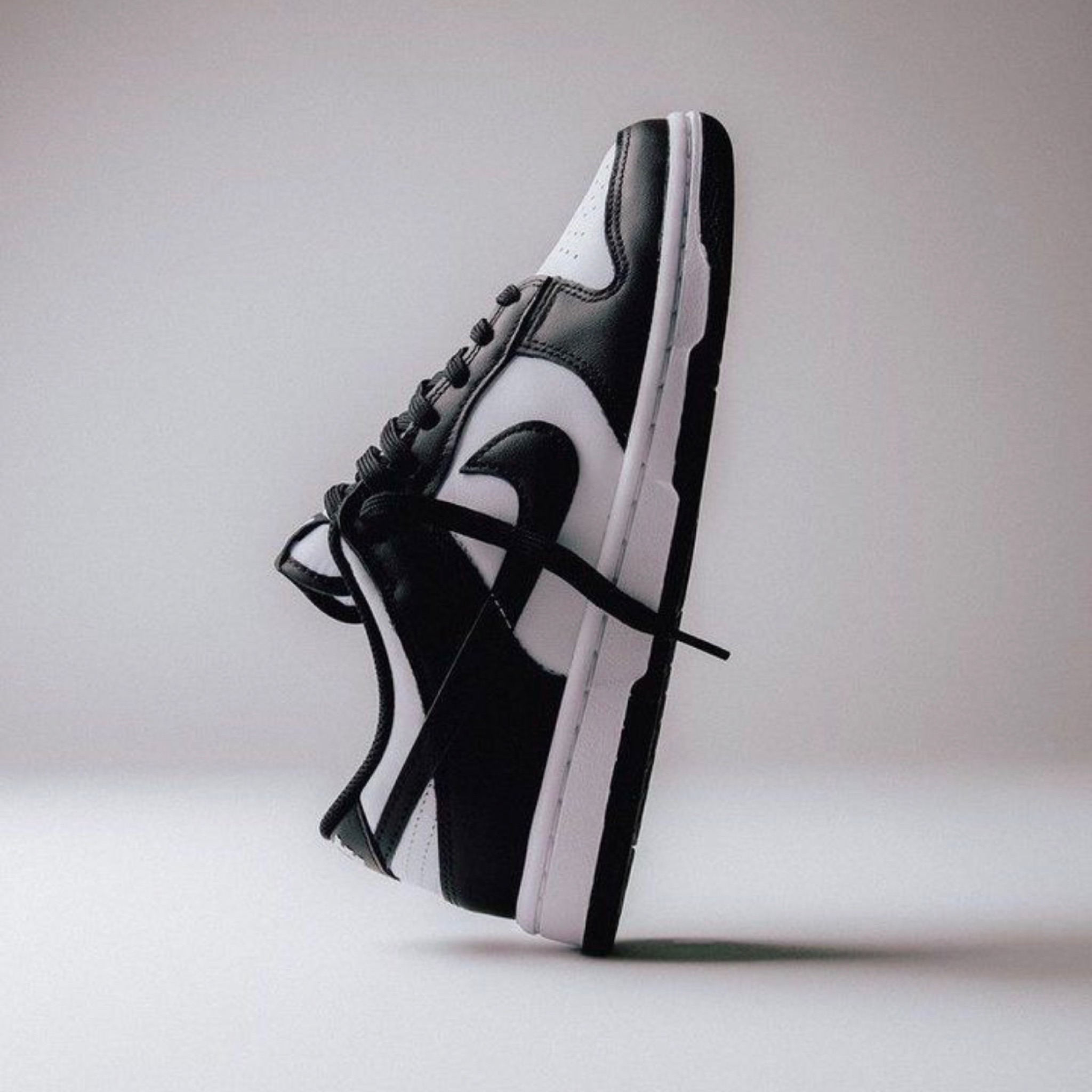  Nike Jordan 
