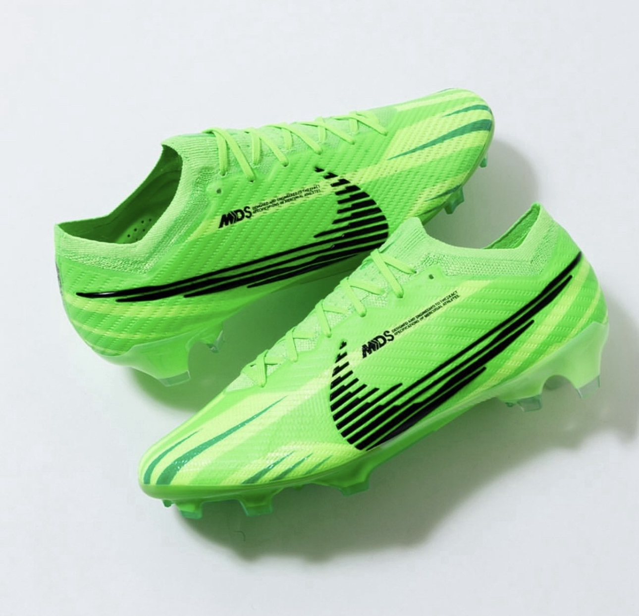 Nike / خاص بالعشب الطبيعي 