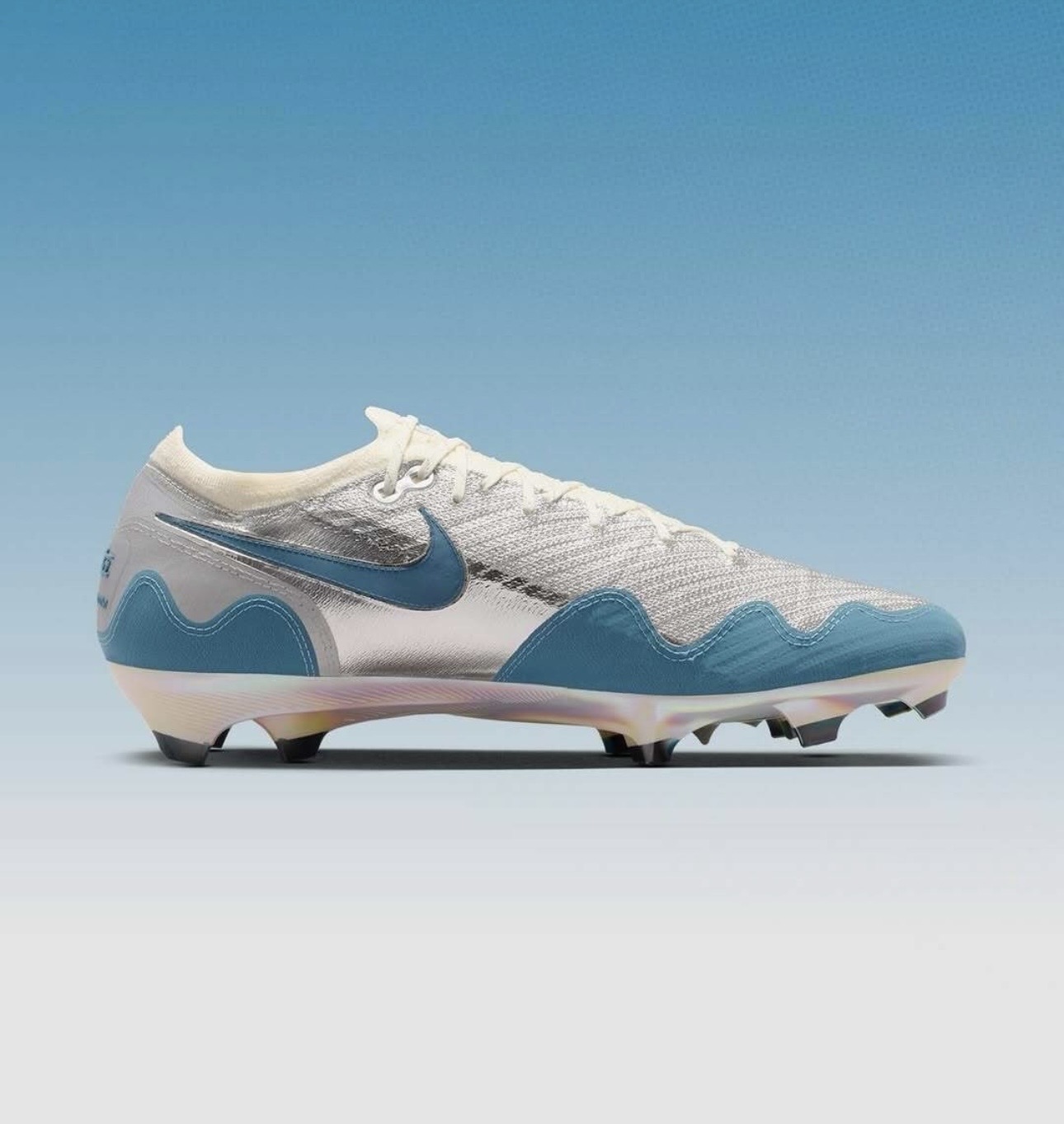   Nike mercurial  