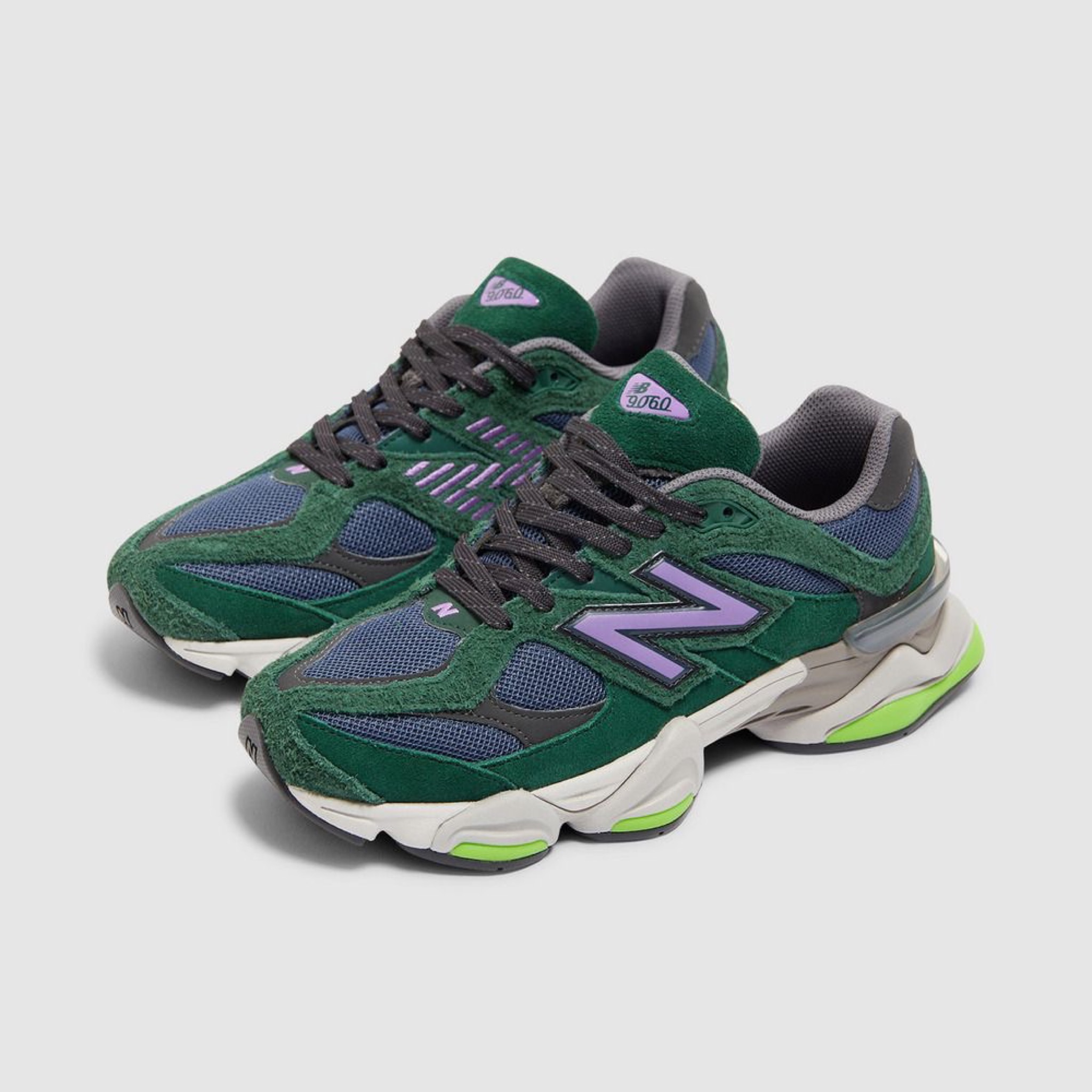   NEW BALANCE 9060 