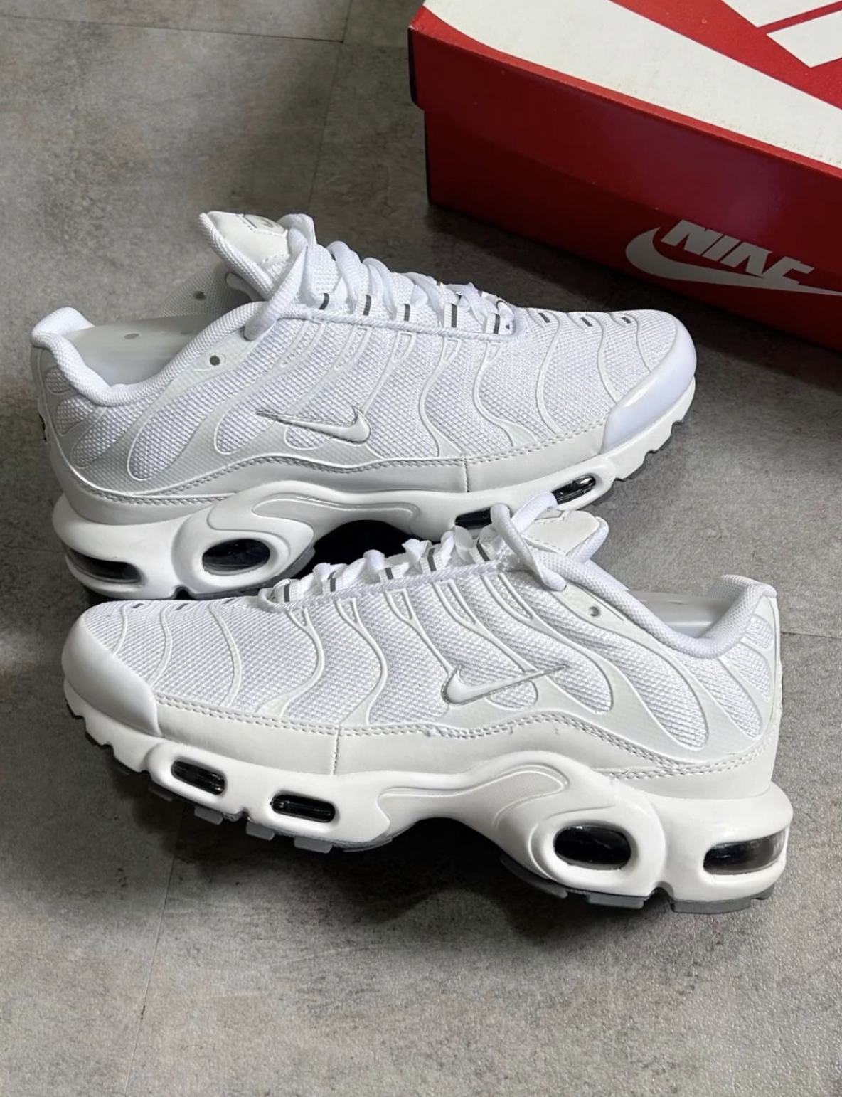  NIKE TN 