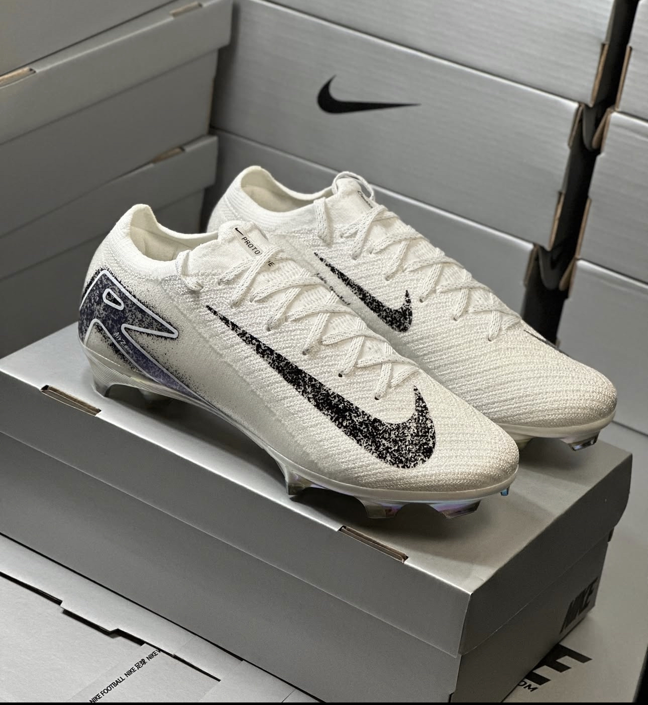  NIKE 
