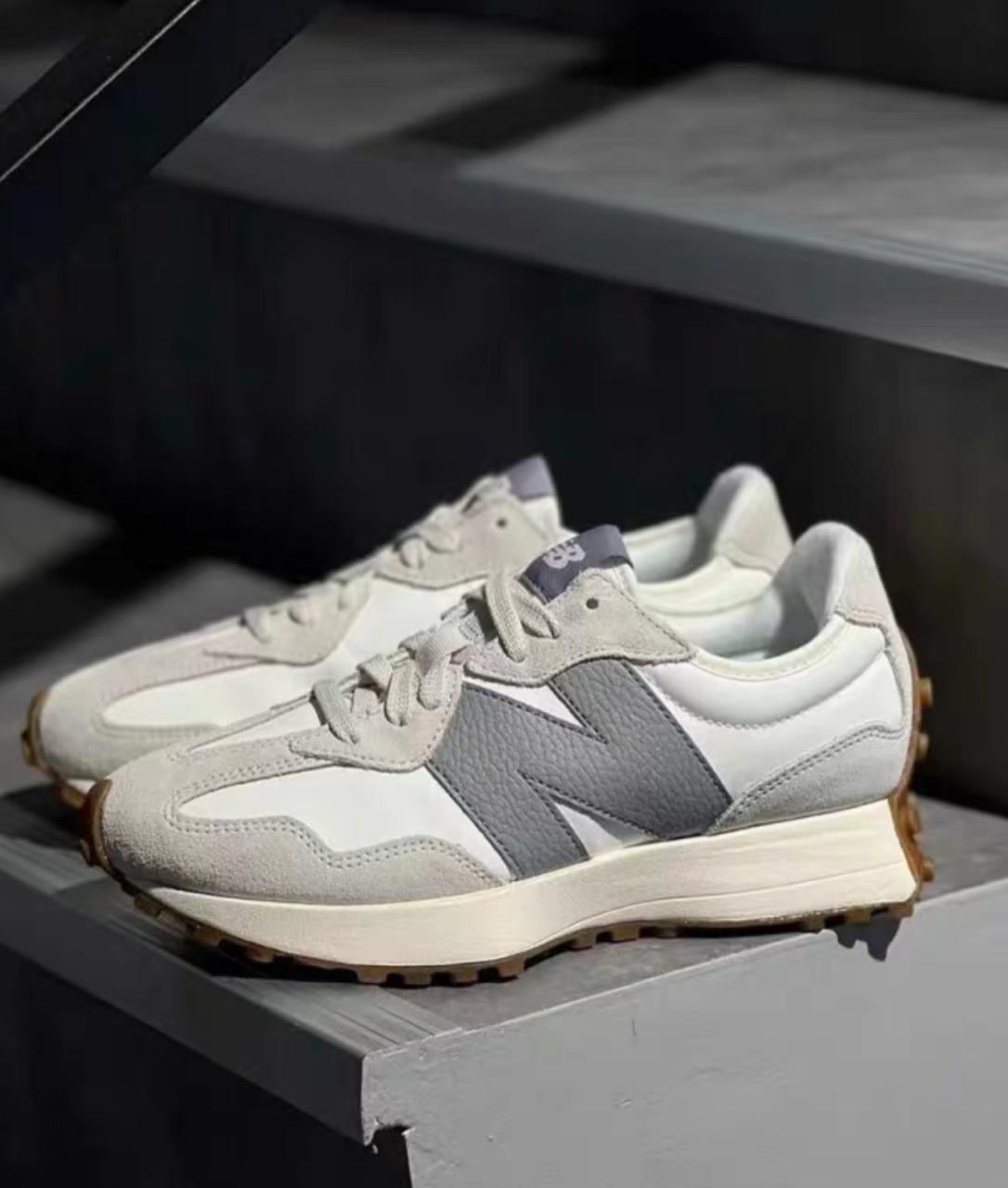  NEW BALANCE 327 