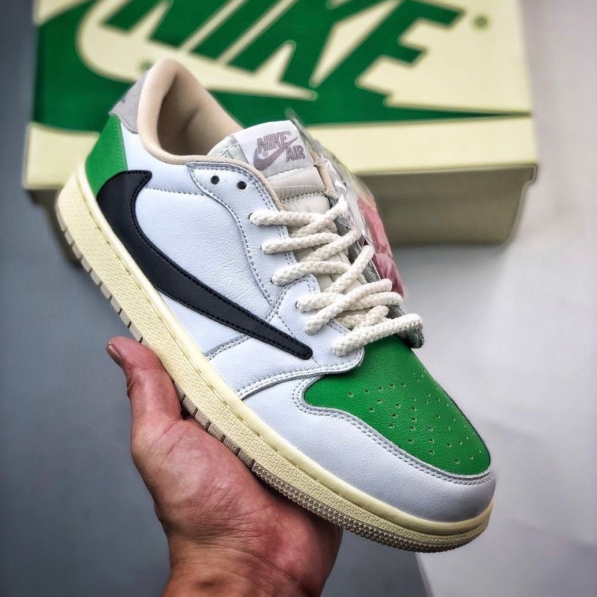  Nike Jordan 
