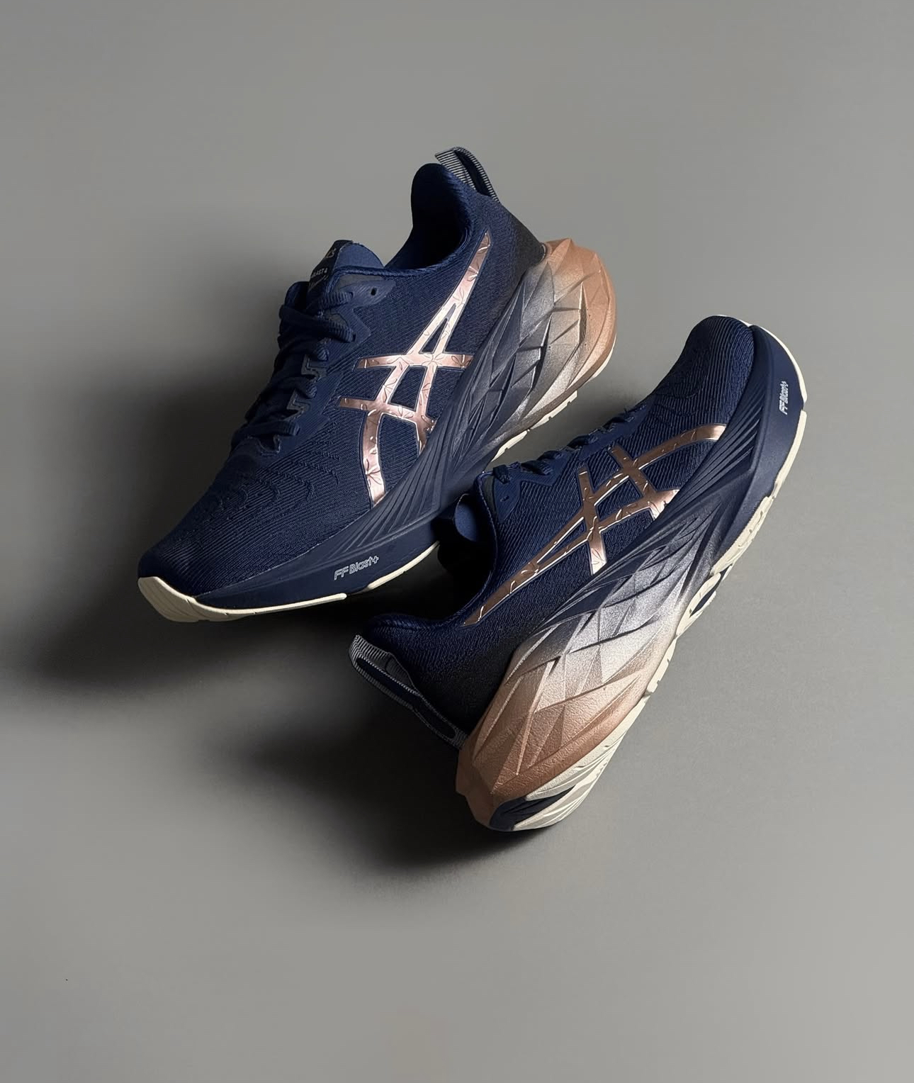   ASICS RUNNING 