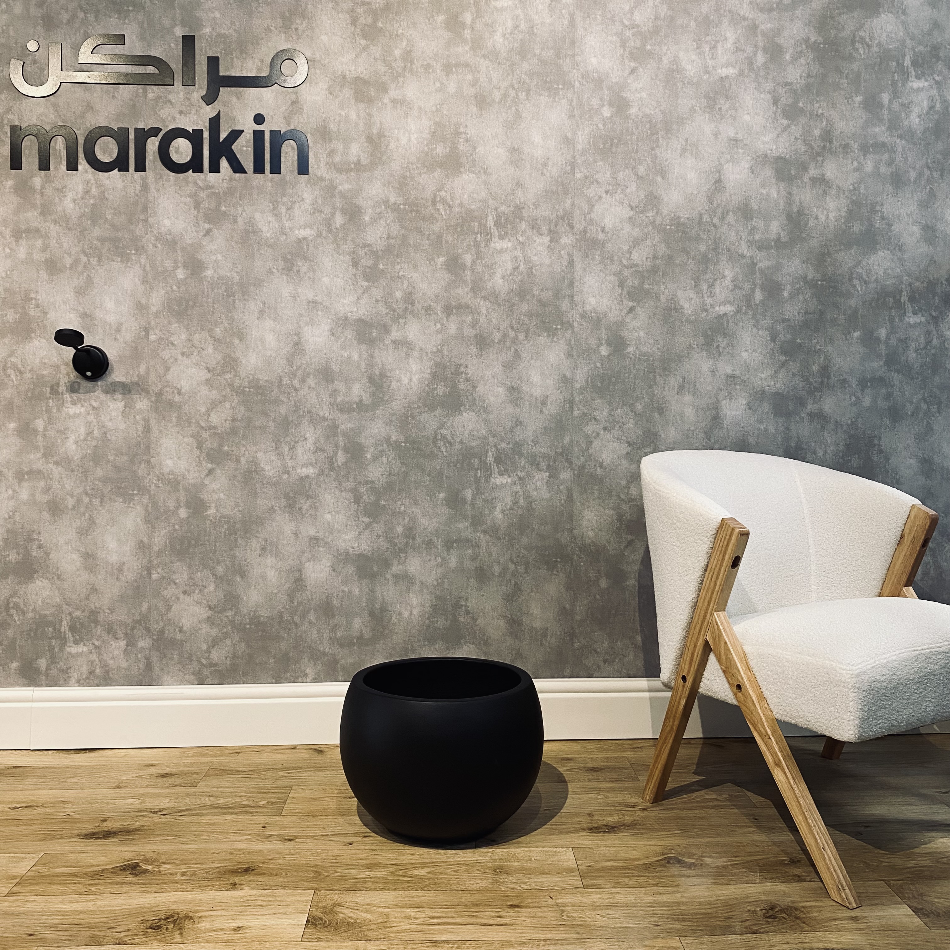  مركن دائري GRC لون اسود 