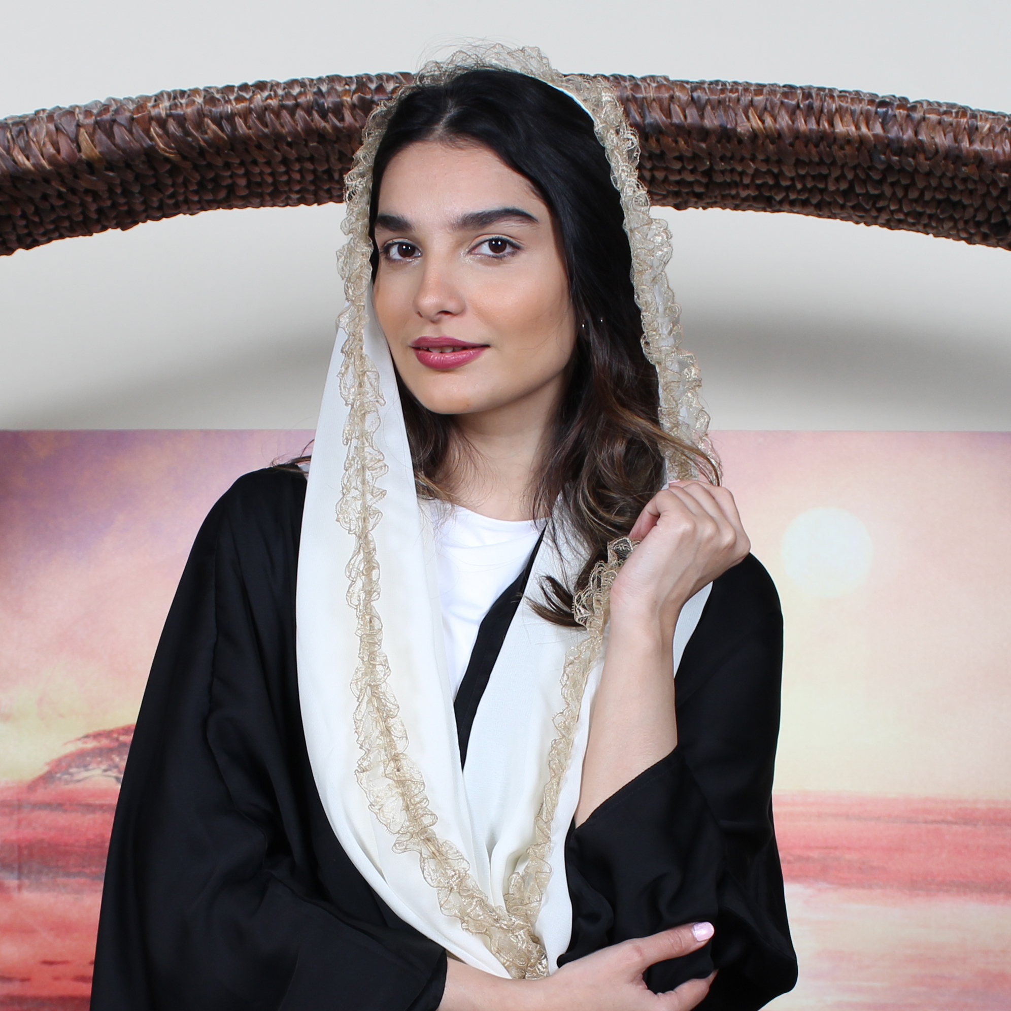طرحة بيضاء