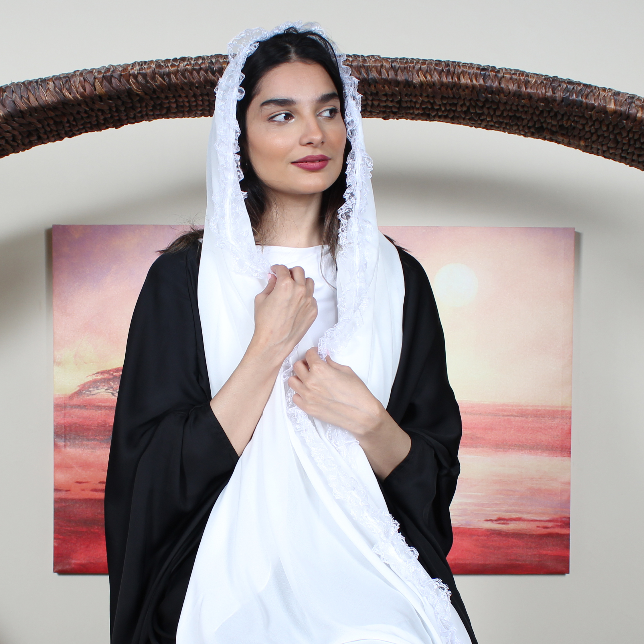 طرحة بيضاء