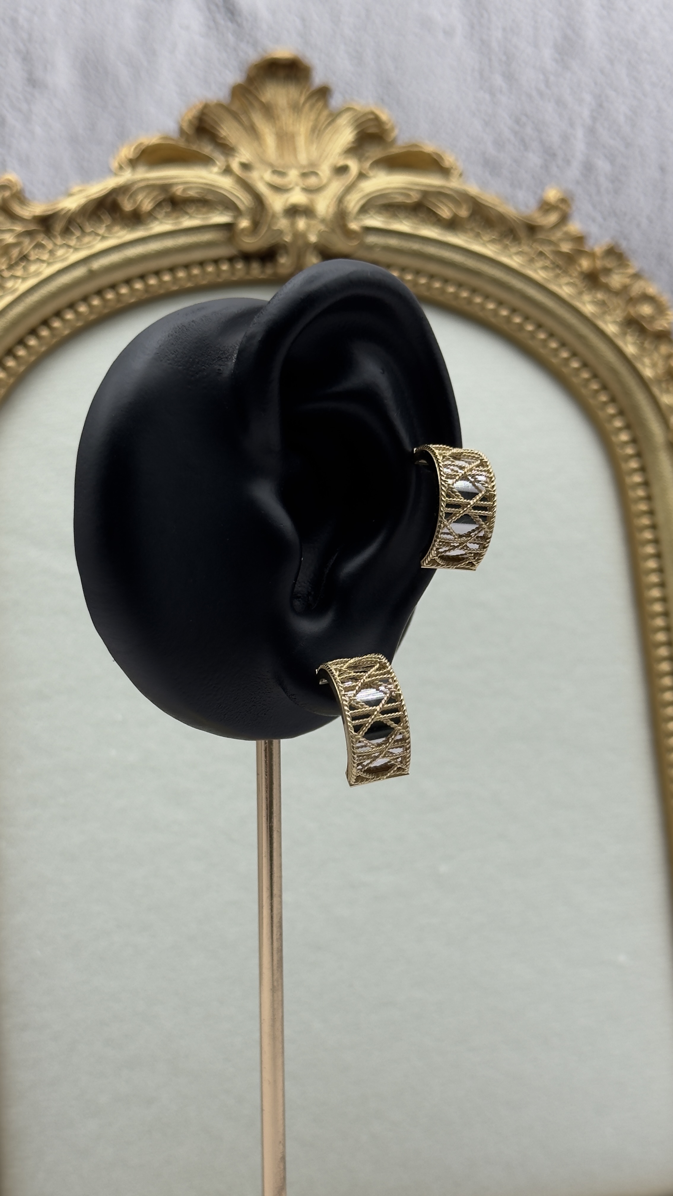  حلق ديور عيار 18k 