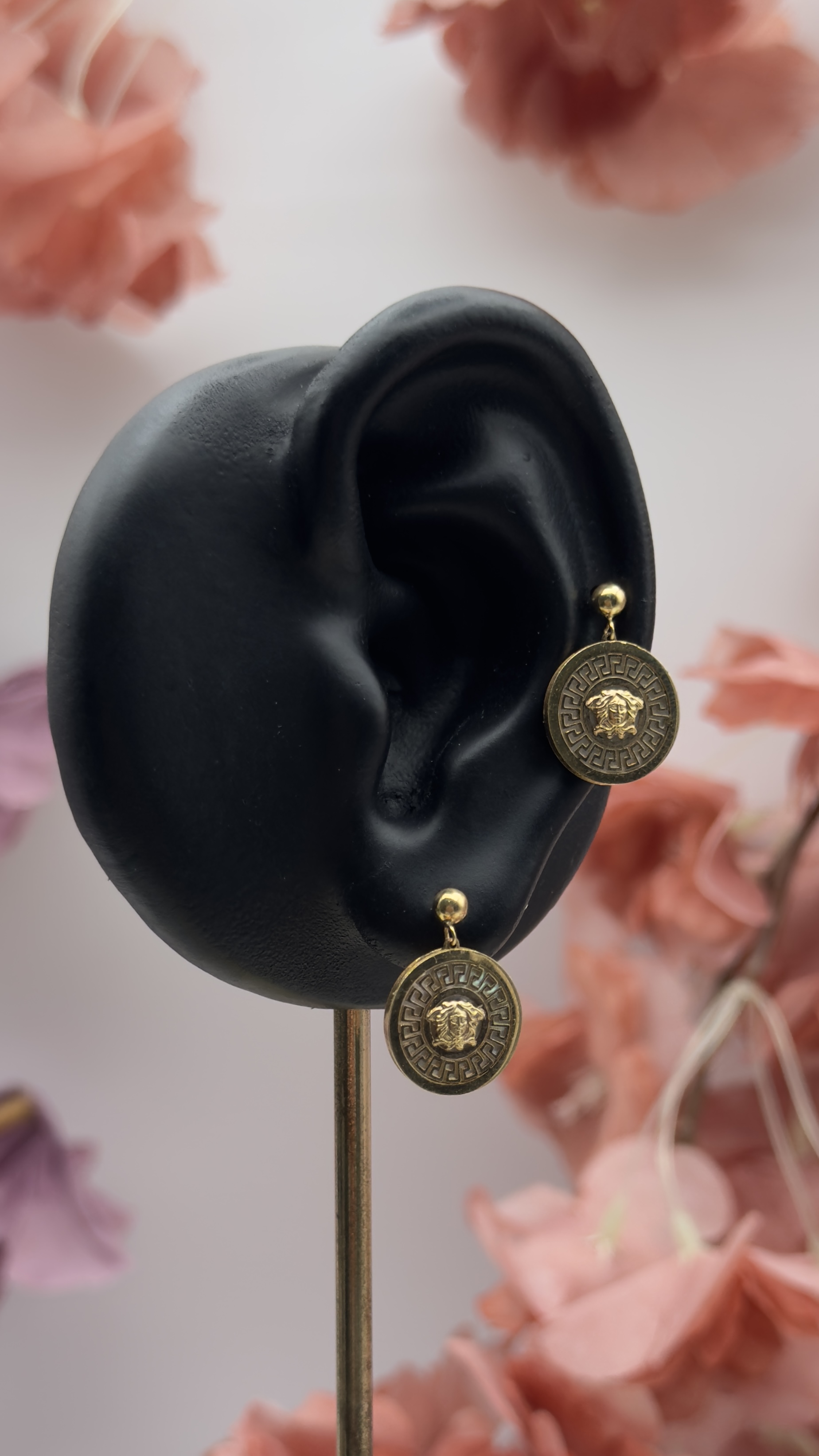  حلق فرزاتشي عيار 18k 