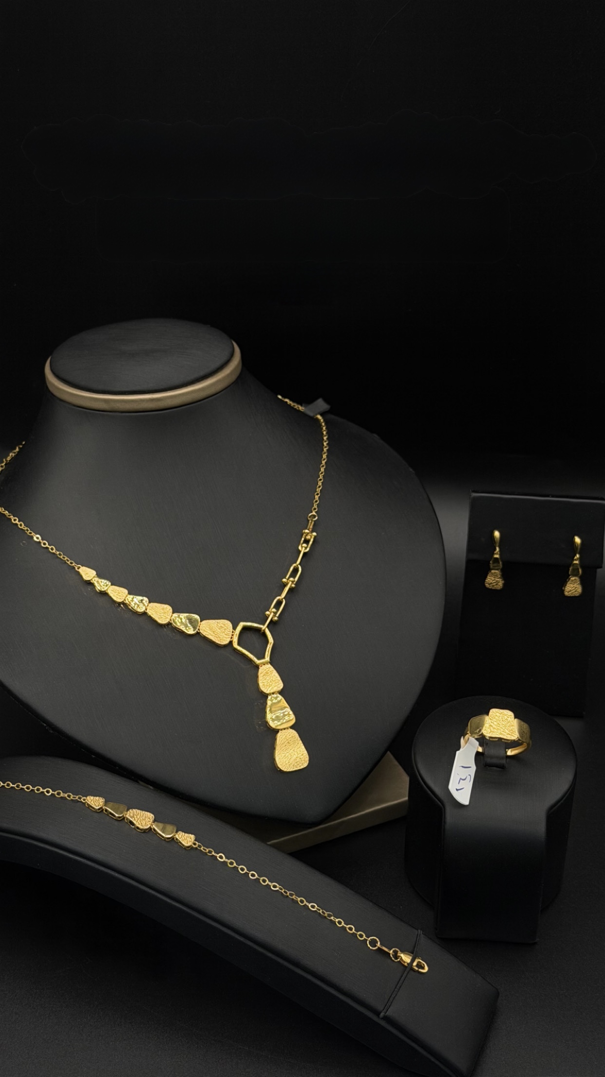  طقم البصمه عيار 21k 