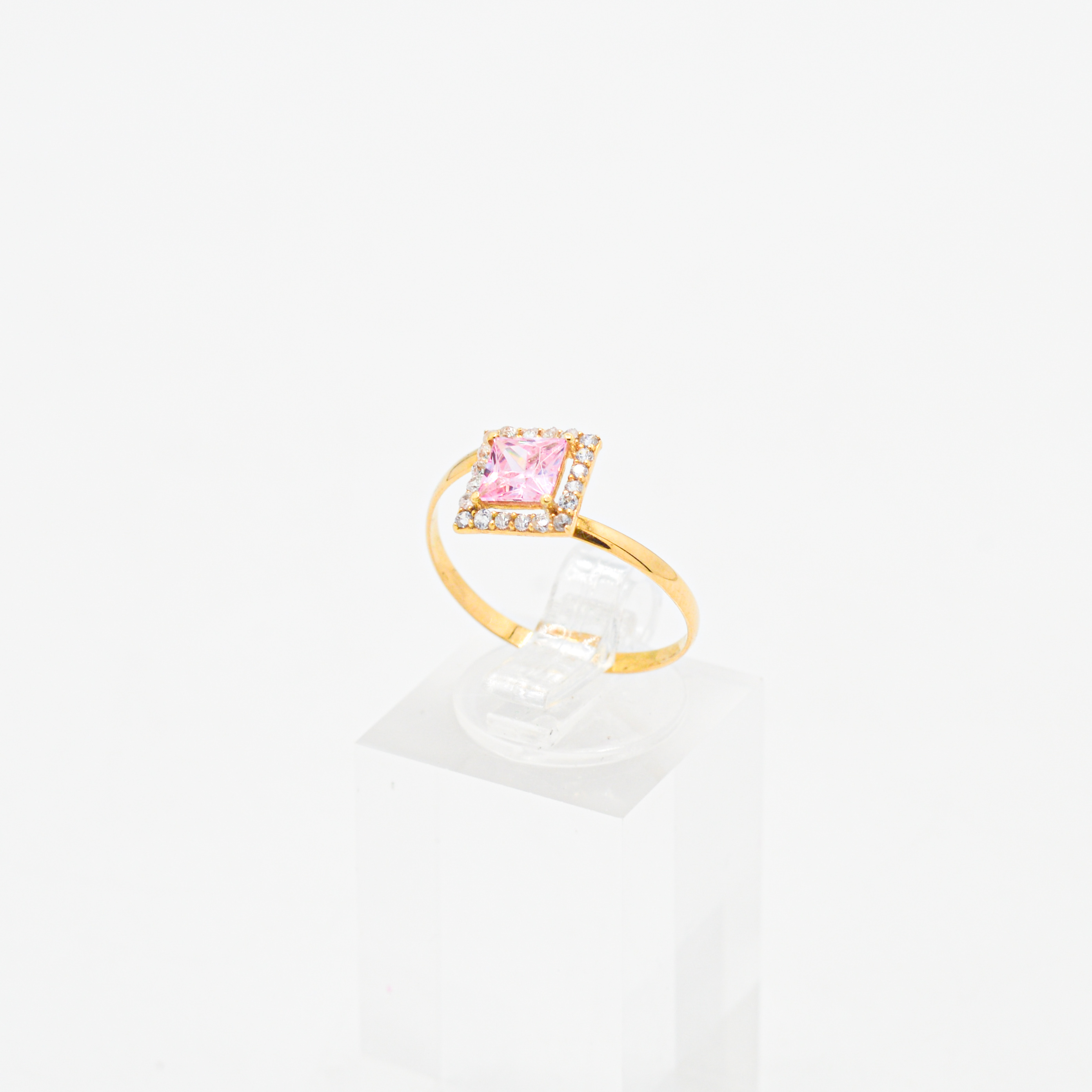  Pink ring 18k, gold 